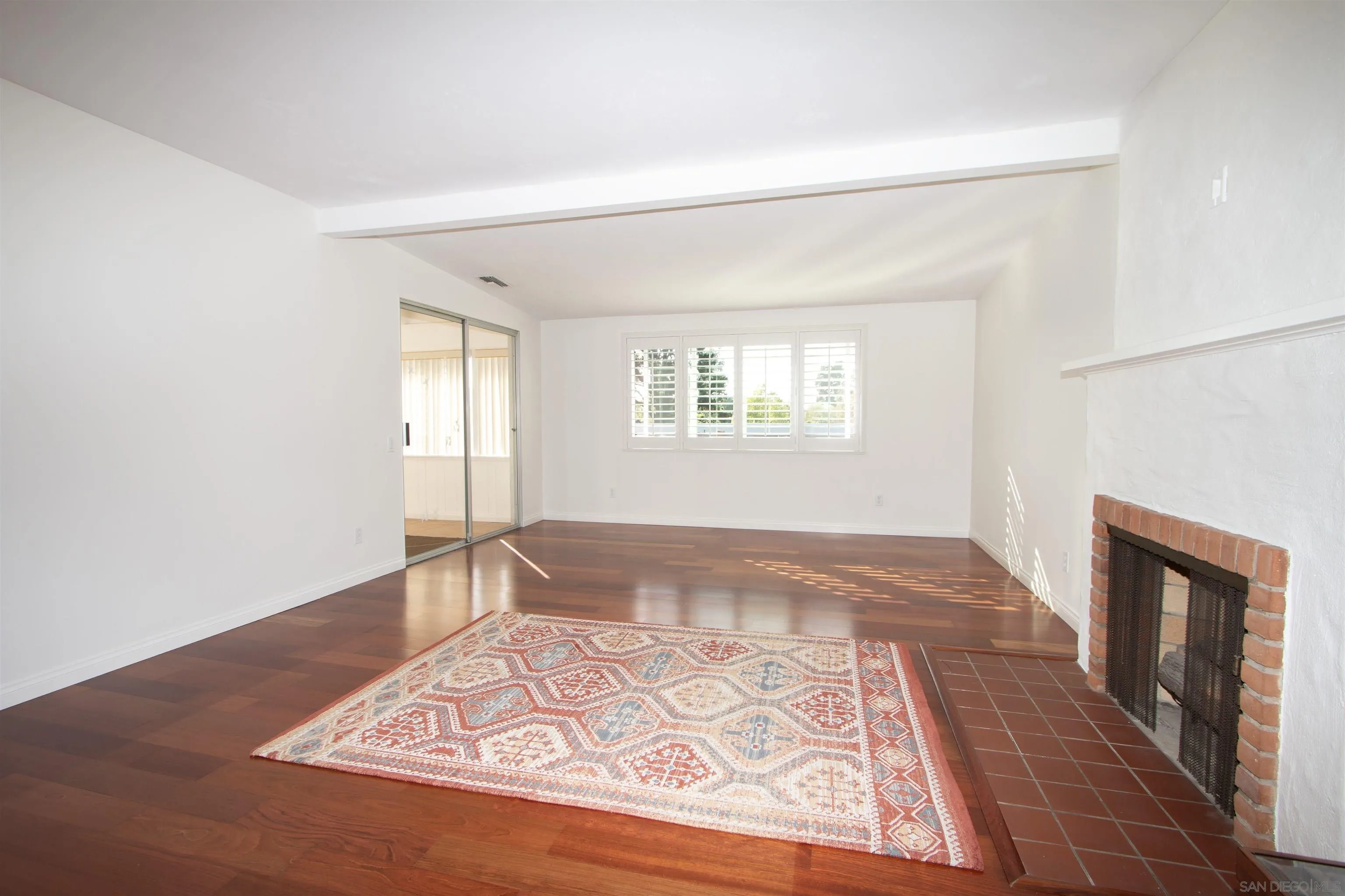 Photo #10: 260013542 Listing: Photo #10