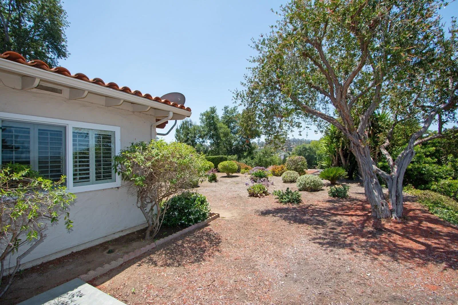Photo #28: 260013542 Listing: Photo #28