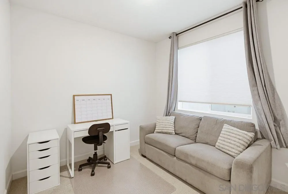 Downstairs bedroom - perfect for guests, an office, or flex space!