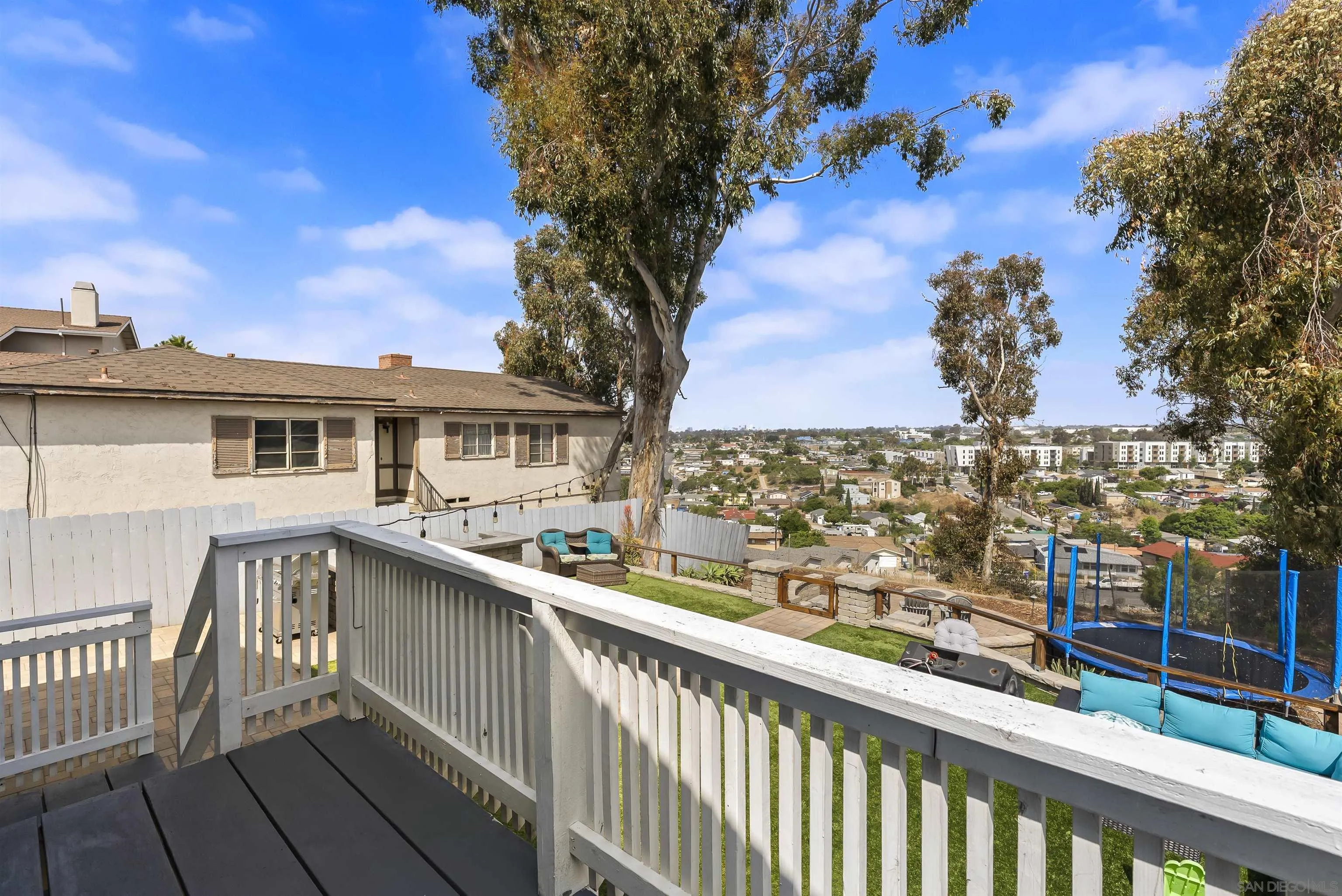 https://cdn.realtyfeed.com/cdn/127/260013545/1dd4aae7949e4767a2837fb981f85d36.webp