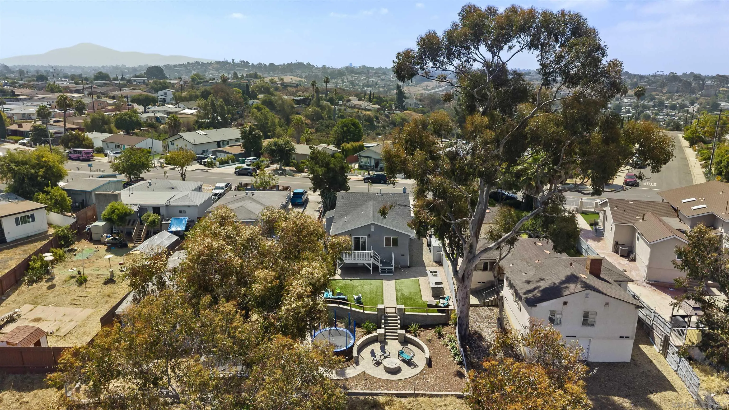 https://cdn.realtyfeed.com/cdn/127/260013545/71d85b50a8a33e0cd12bdb5c42d76022.webp
