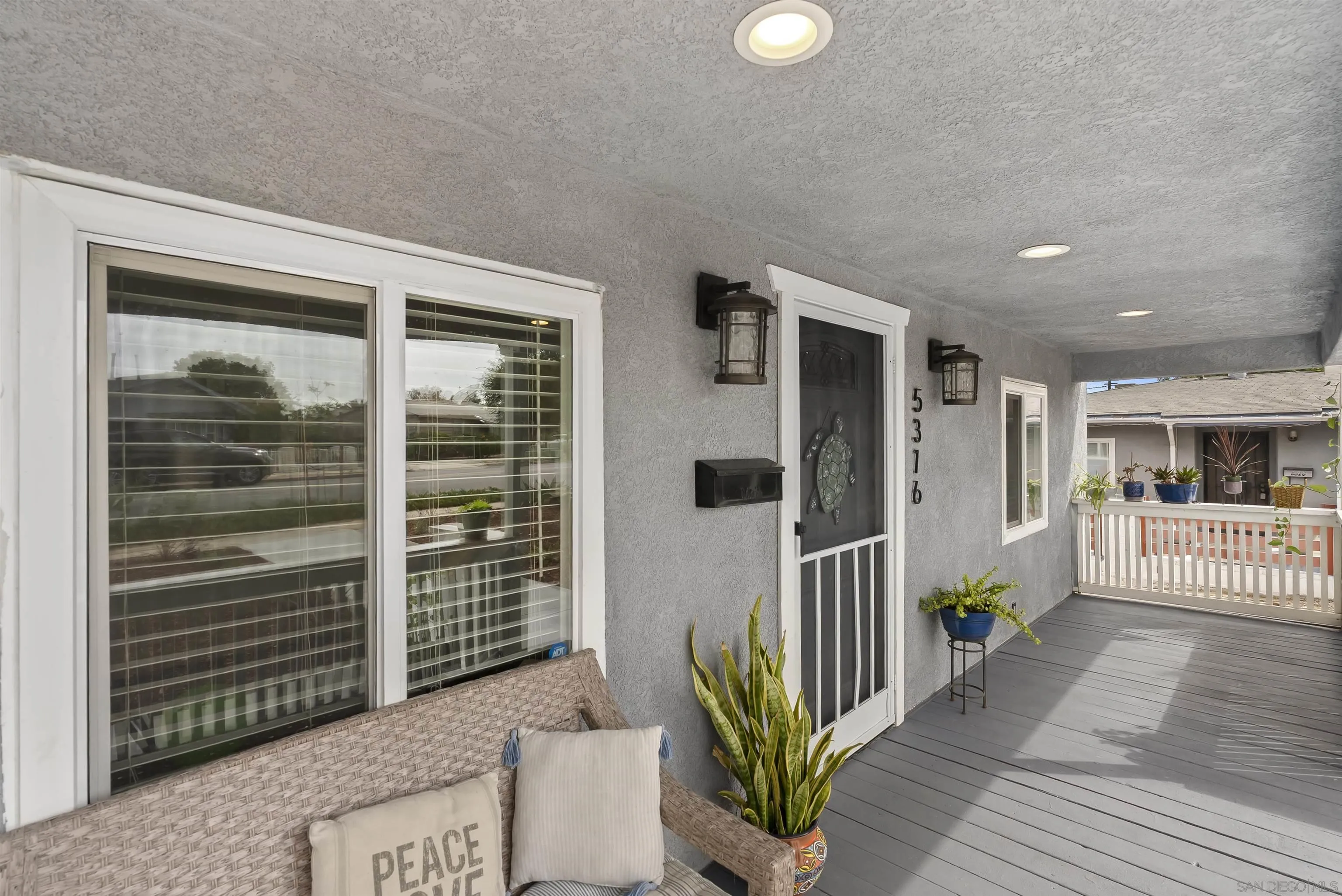 https://cdn.realtyfeed.com/cdn/127/260013545/a7e76b2595c9caf72d57c6efd9f10ee7.webp