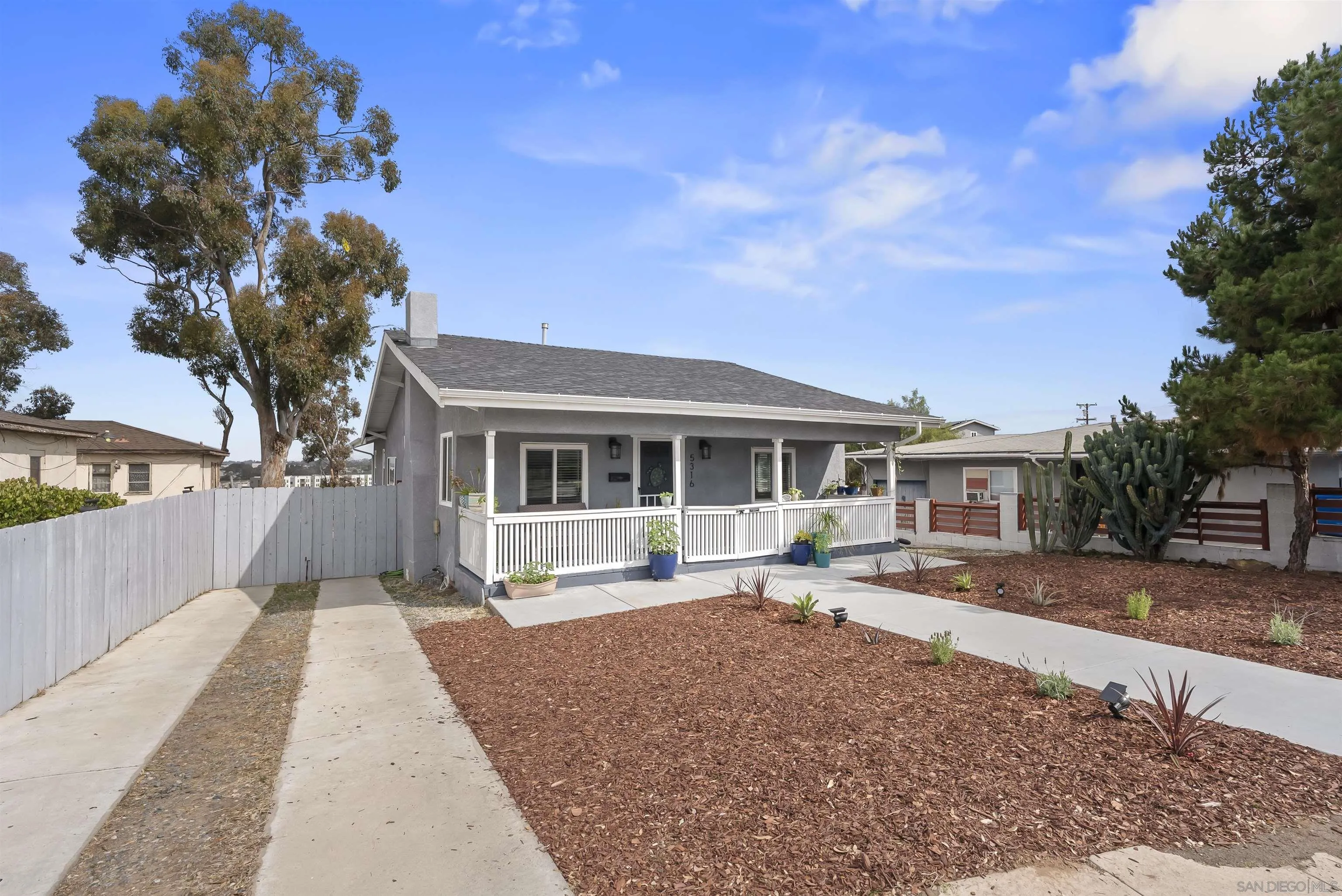 https://cdn.realtyfeed.com/cdn/127/260013545/ae273e58a924514ec8169c642337c8e8.webp
