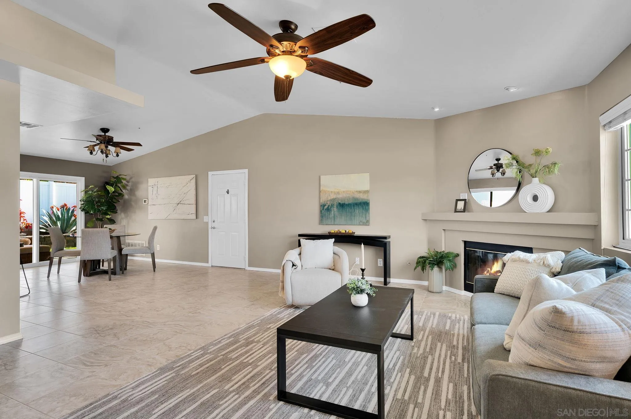 https://cdn.realtyfeed.com/cdn/127/260013549/9dd12d5cae50b48d3d00495a8595c984.webp