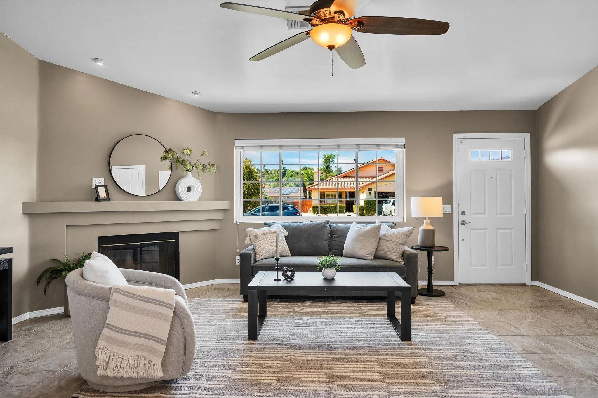 https://cdn.realtyfeed.com/cdn/127/260013549/9fd4e28d10ecc71ce1ce111aca346ad7.webp