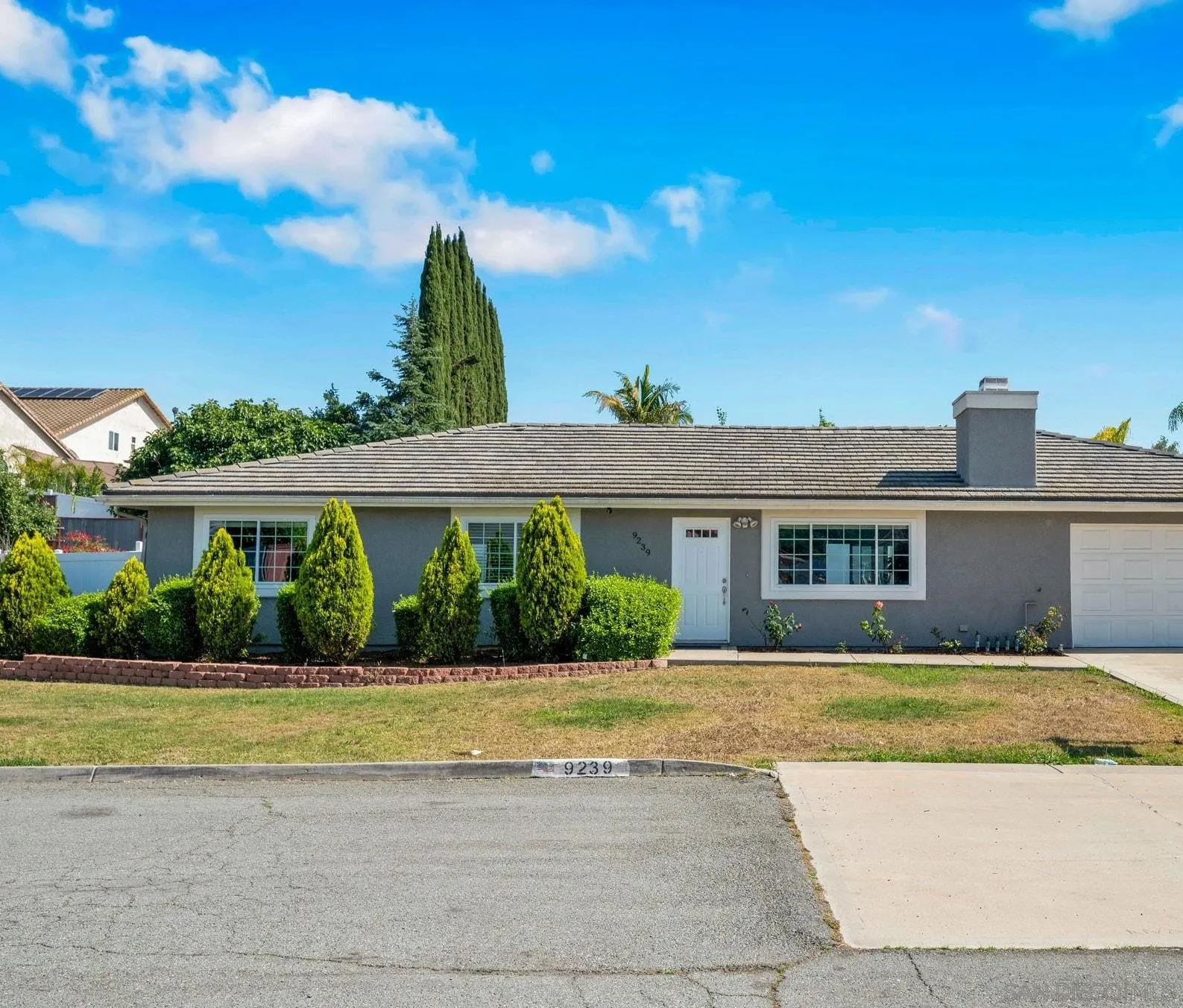 https://cdn.realtyfeed.com/cdn/127/260013549/c92edddf67efe23f3fcc34756e8e6cf4.webp