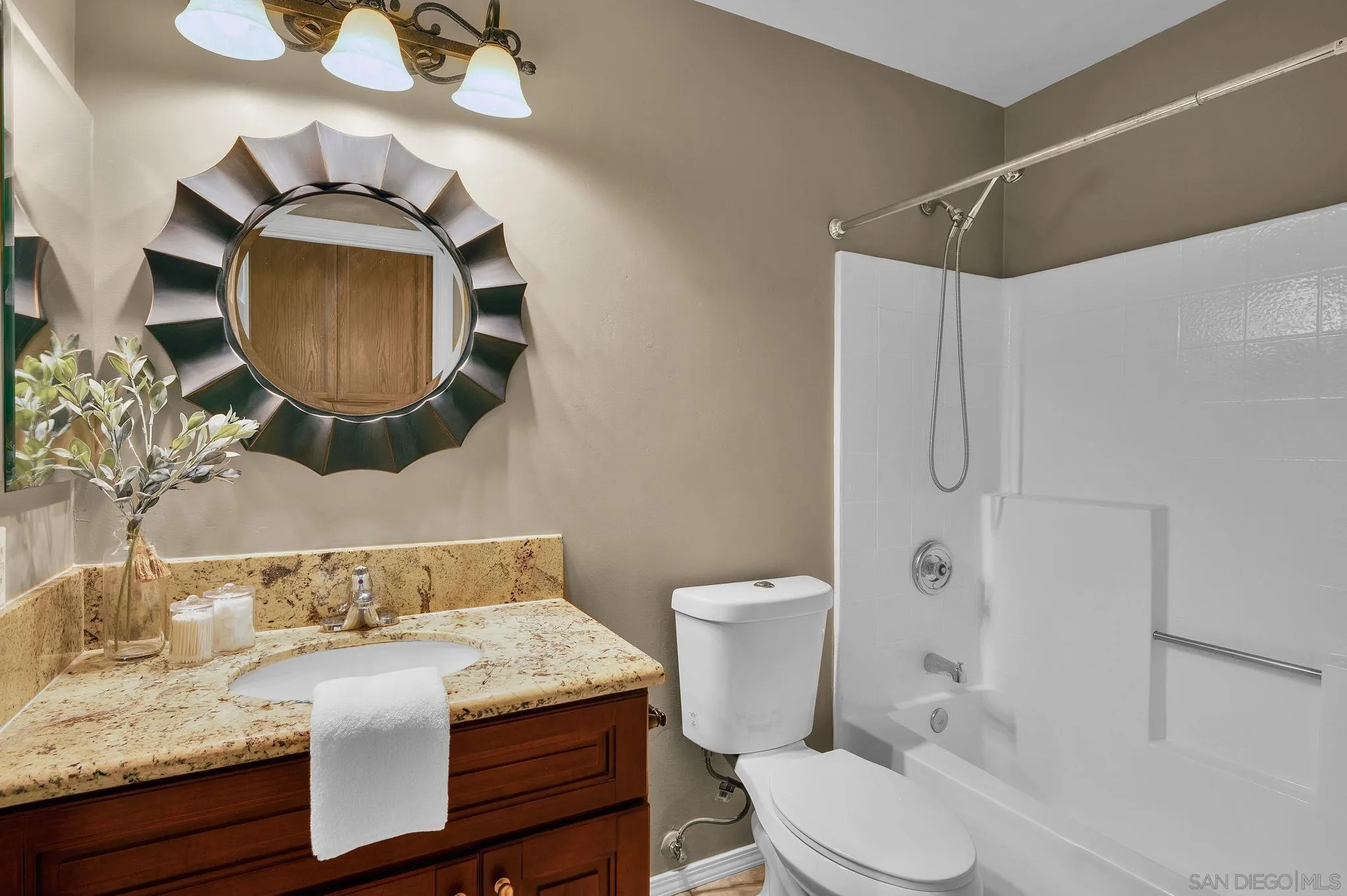 https://cdn.realtyfeed.com/cdn/127/260013549/fa3e7884821124dc9a788a95cf855fec.webp