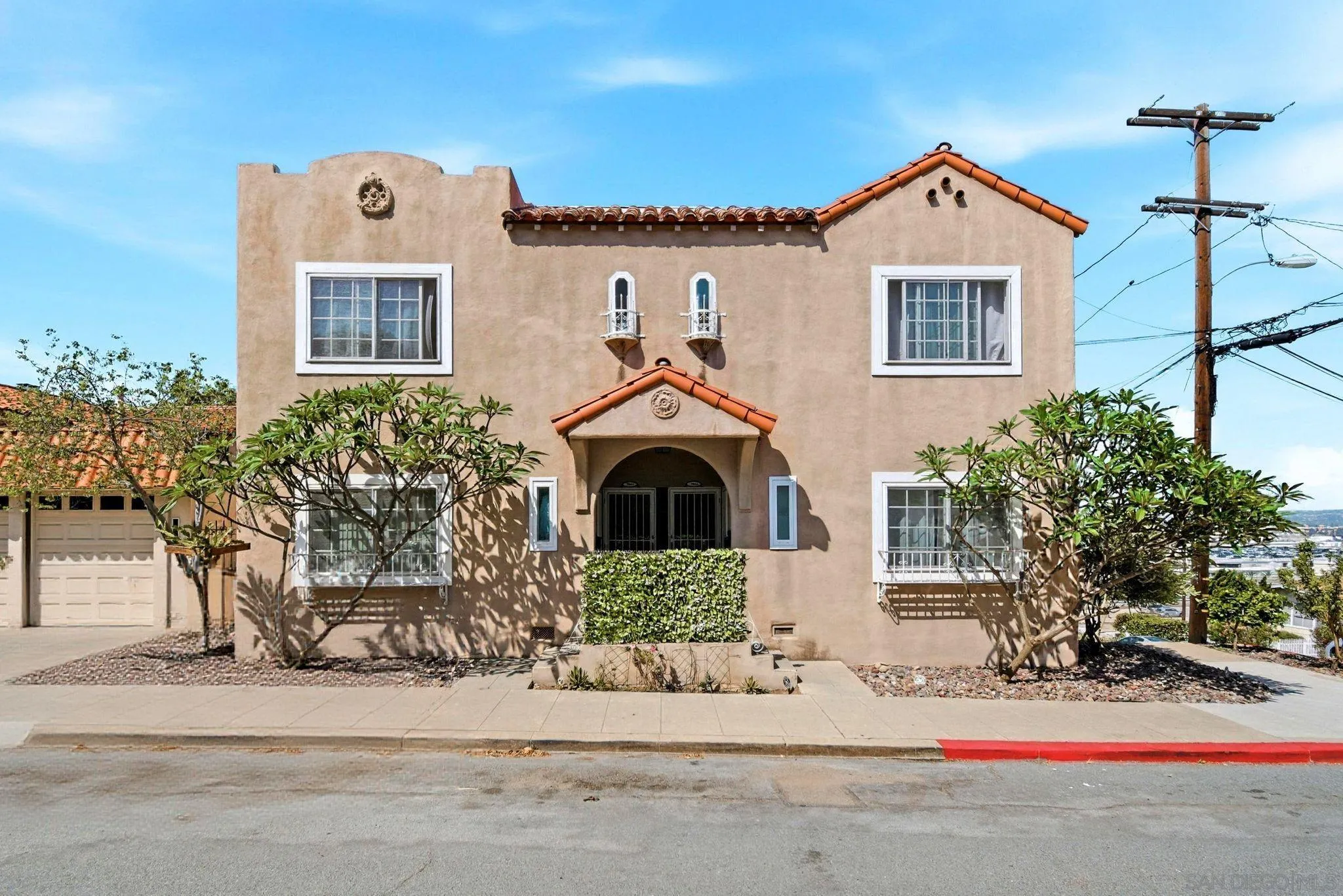 FEATURED LISTINGS