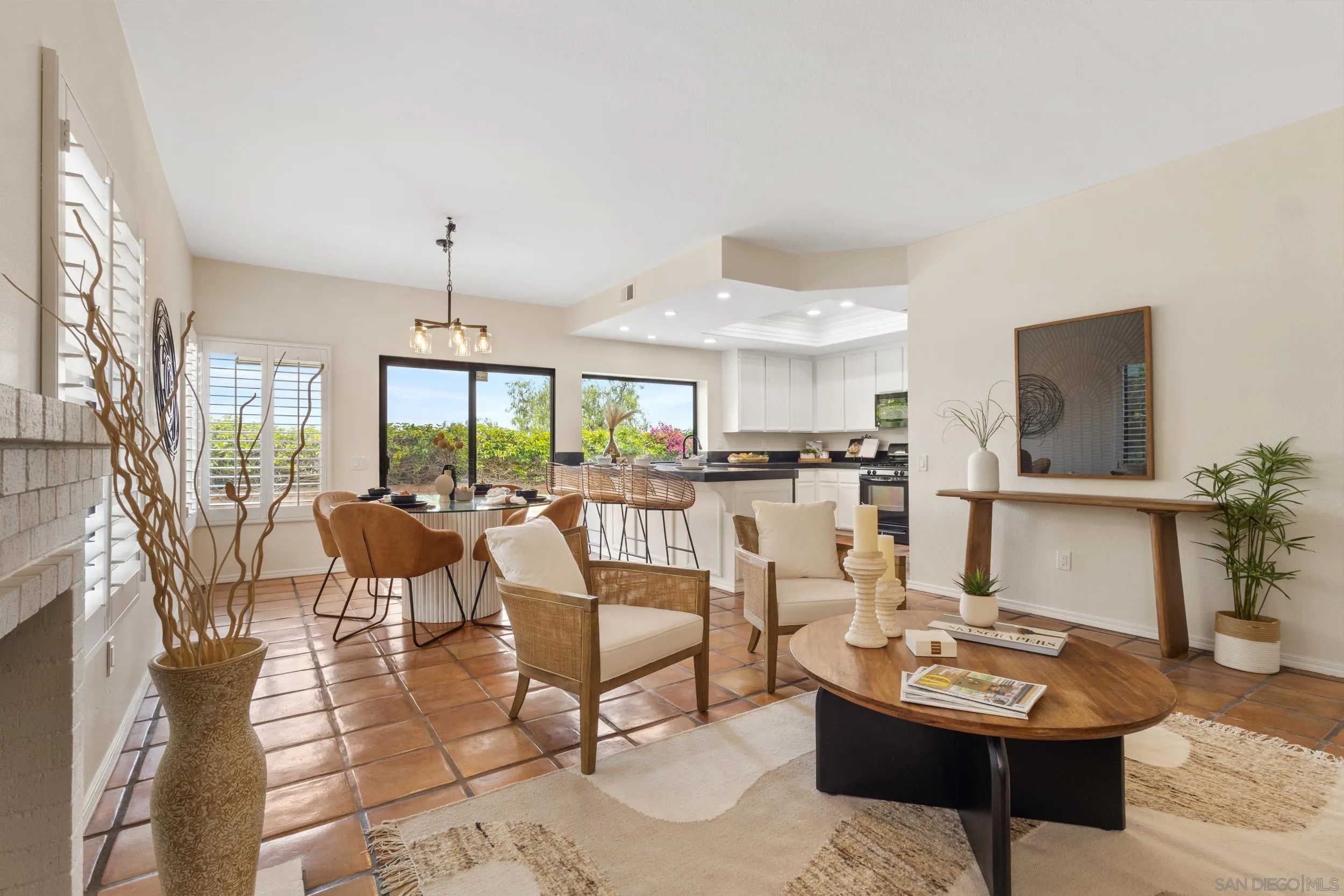 https://cdn.realtyfeed.com/cdn/127/260013551/3585a576cce353a46c02e2b2688bbb94.webp
