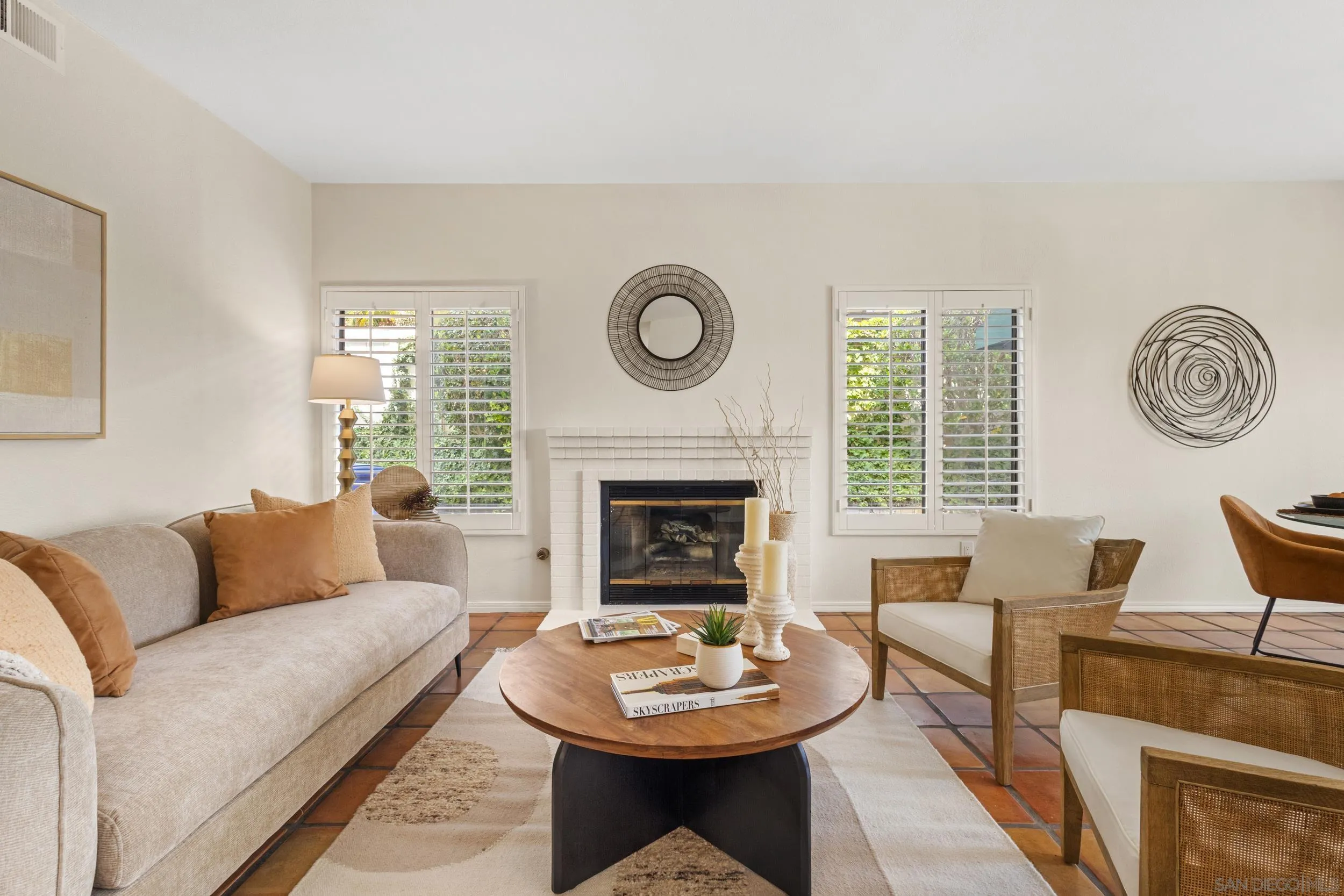 https://cdn.realtyfeed.com/cdn/127/260013551/7a5e55eaad451e7e5a2715b9ed6d9fe2.webp