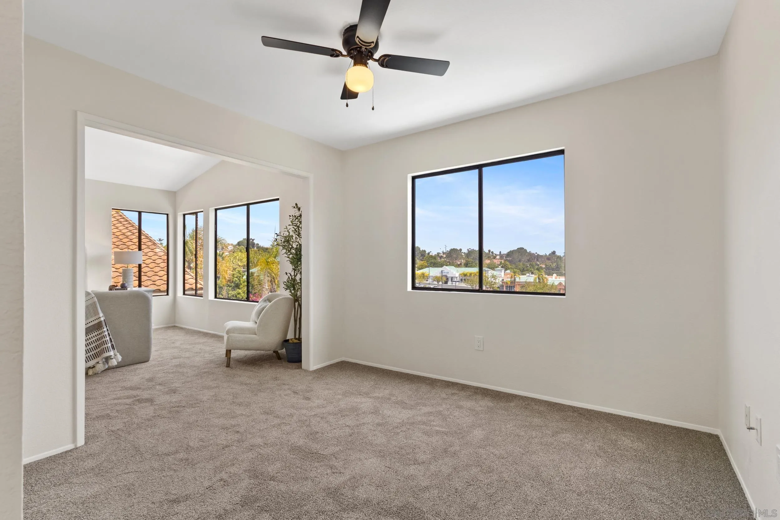 https://cdn.realtyfeed.com/cdn/127/260013551/b68fc7c74516ea0d9d5b87133575f4ae.webp