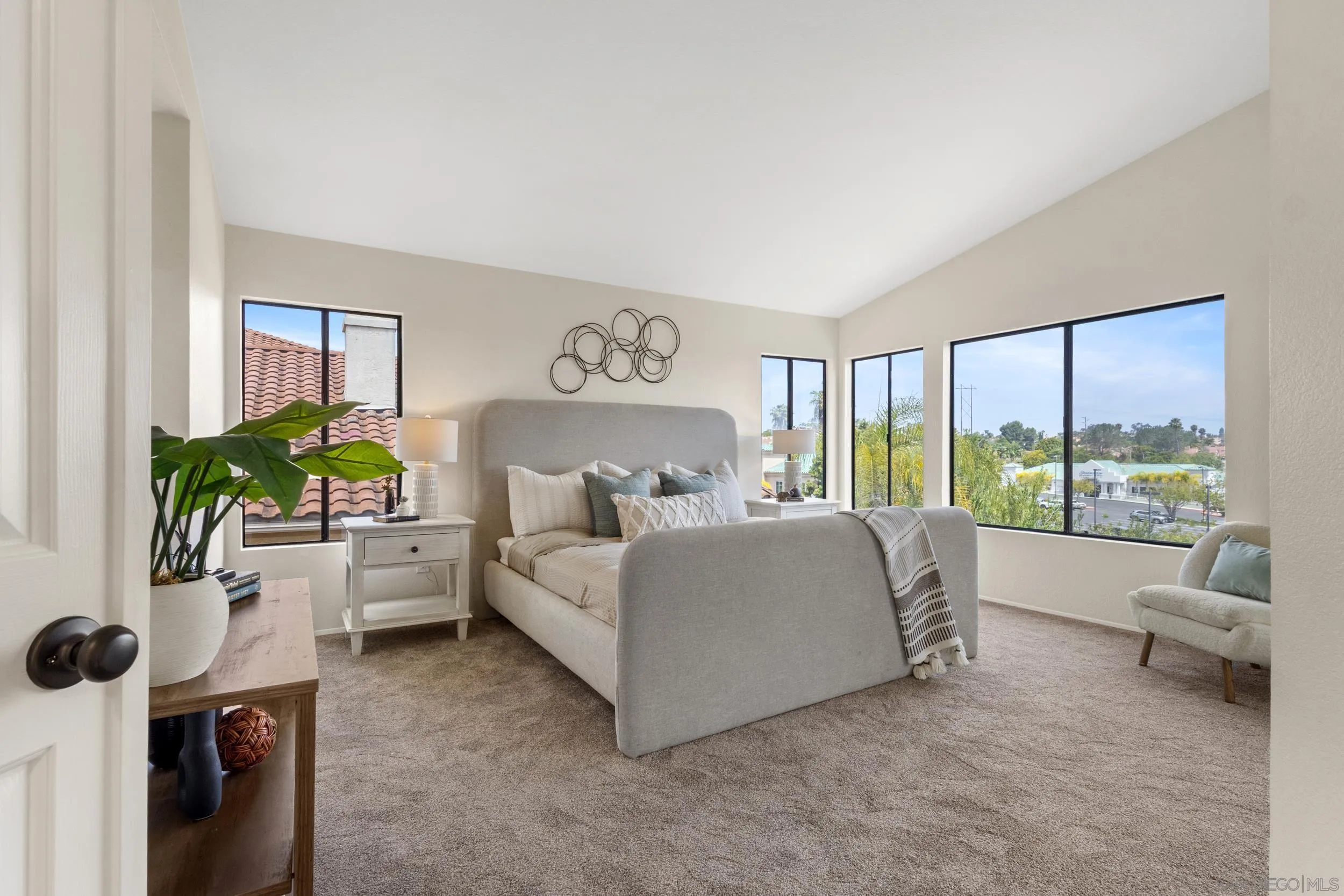 https://cdn.realtyfeed.com/cdn/127/260013551/ea5a6b8ce377c63f645836116f67d691.webp