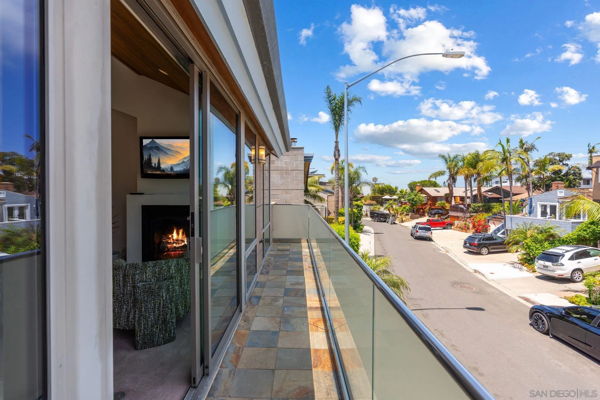 https://cdn.realtyfeed.com/cdn/127/260013557/18b2cb46cc1eec95b7f863c7d7a3f508.webp