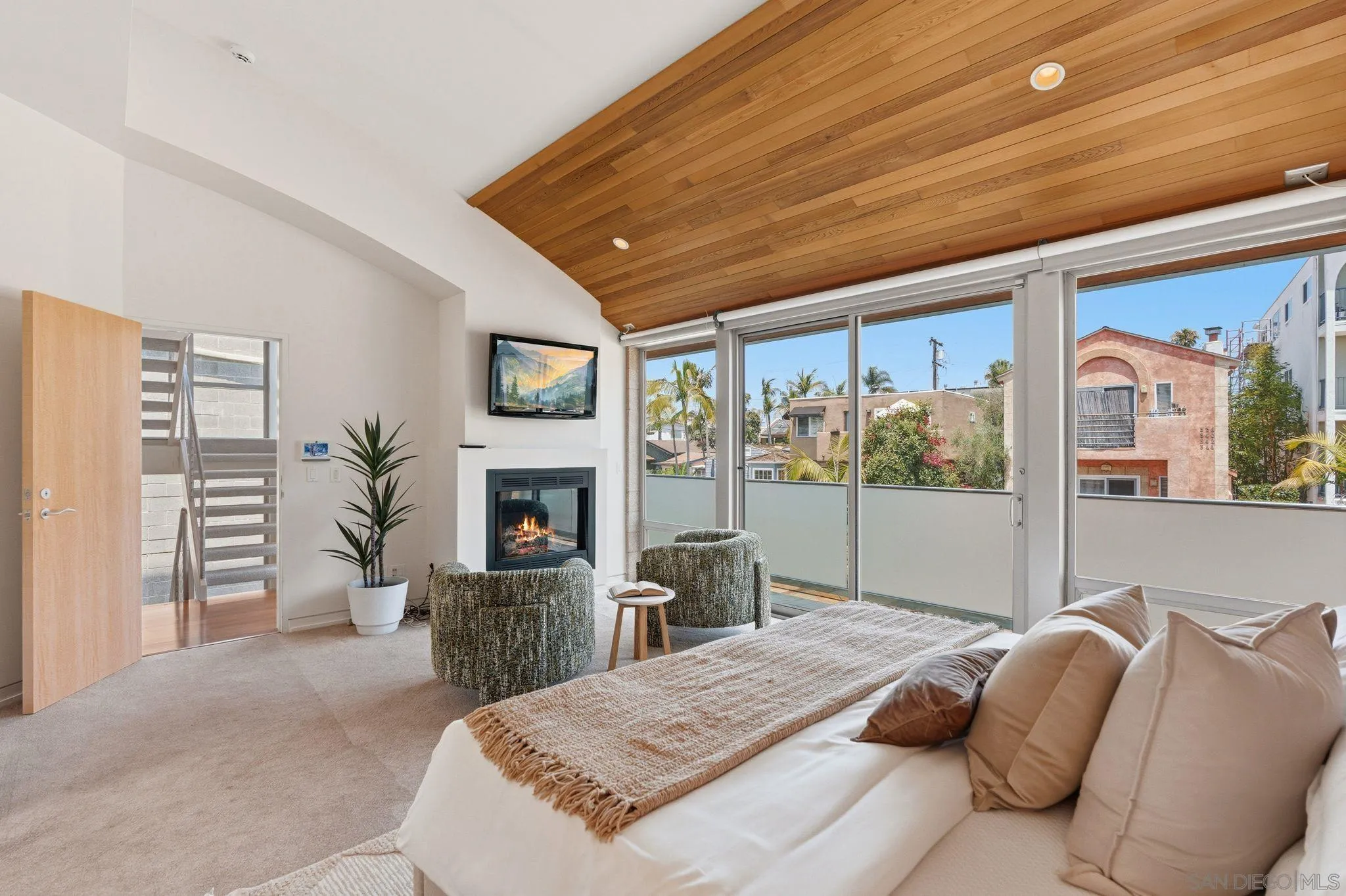 https://cdn.realtyfeed.com/cdn/127/260013557/52fe337195e839c36d2aab554b63c0f1.webp