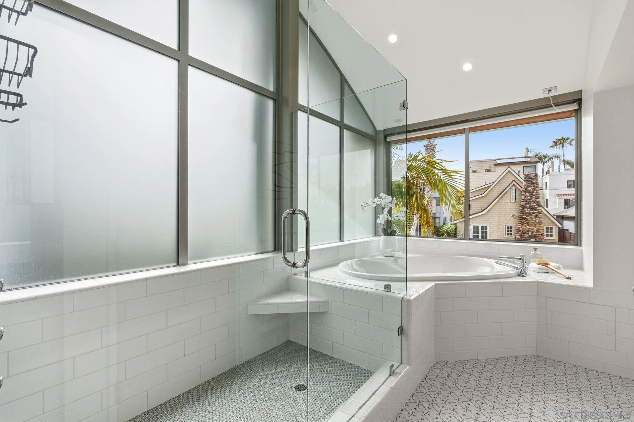 https://cdn.realtyfeed.com/cdn/127/260013557/c3dc548949f00cf95ff5059b7a436888.webp