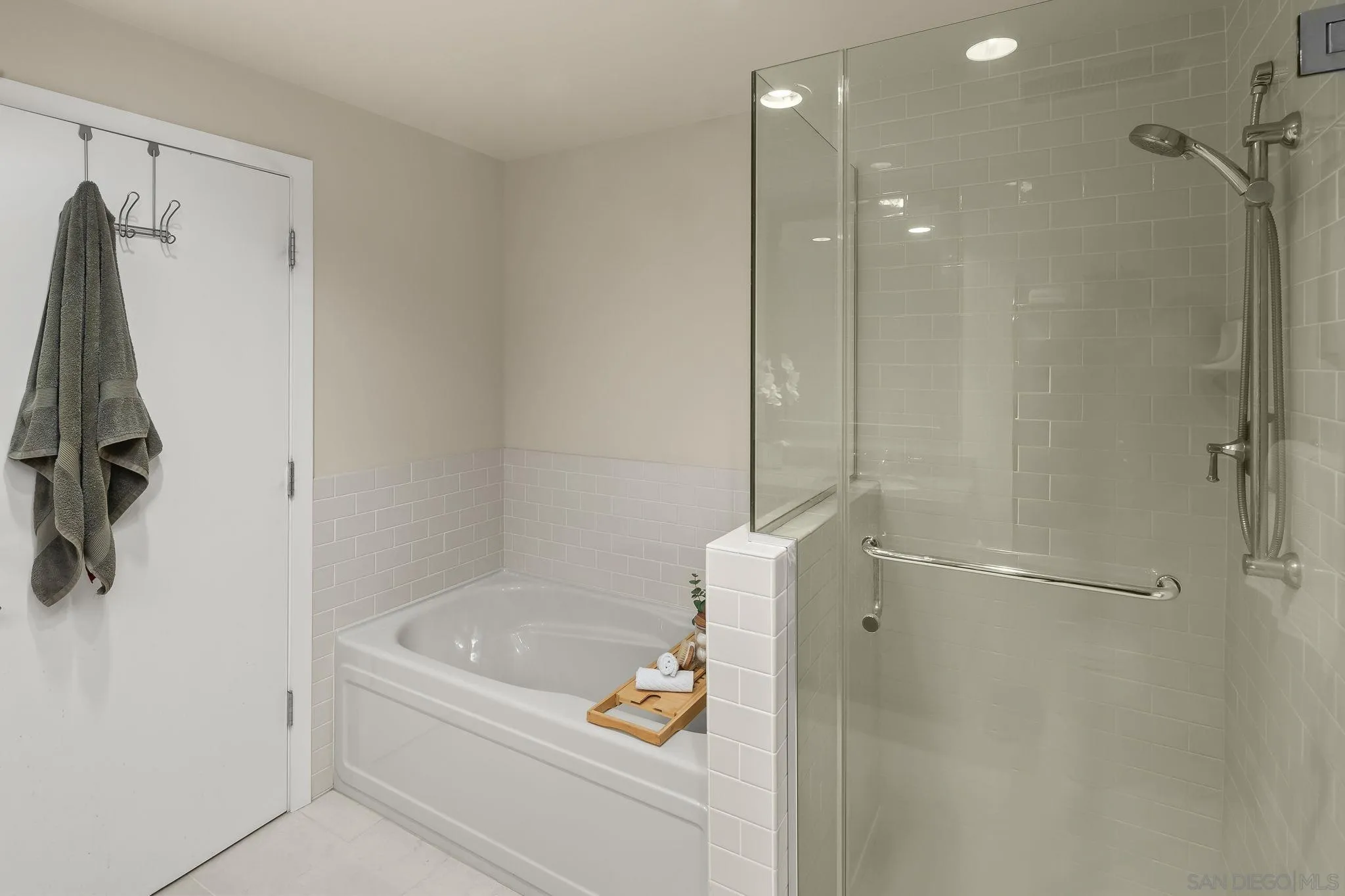 Photo #16: 260013558 Listing: Photo #16
