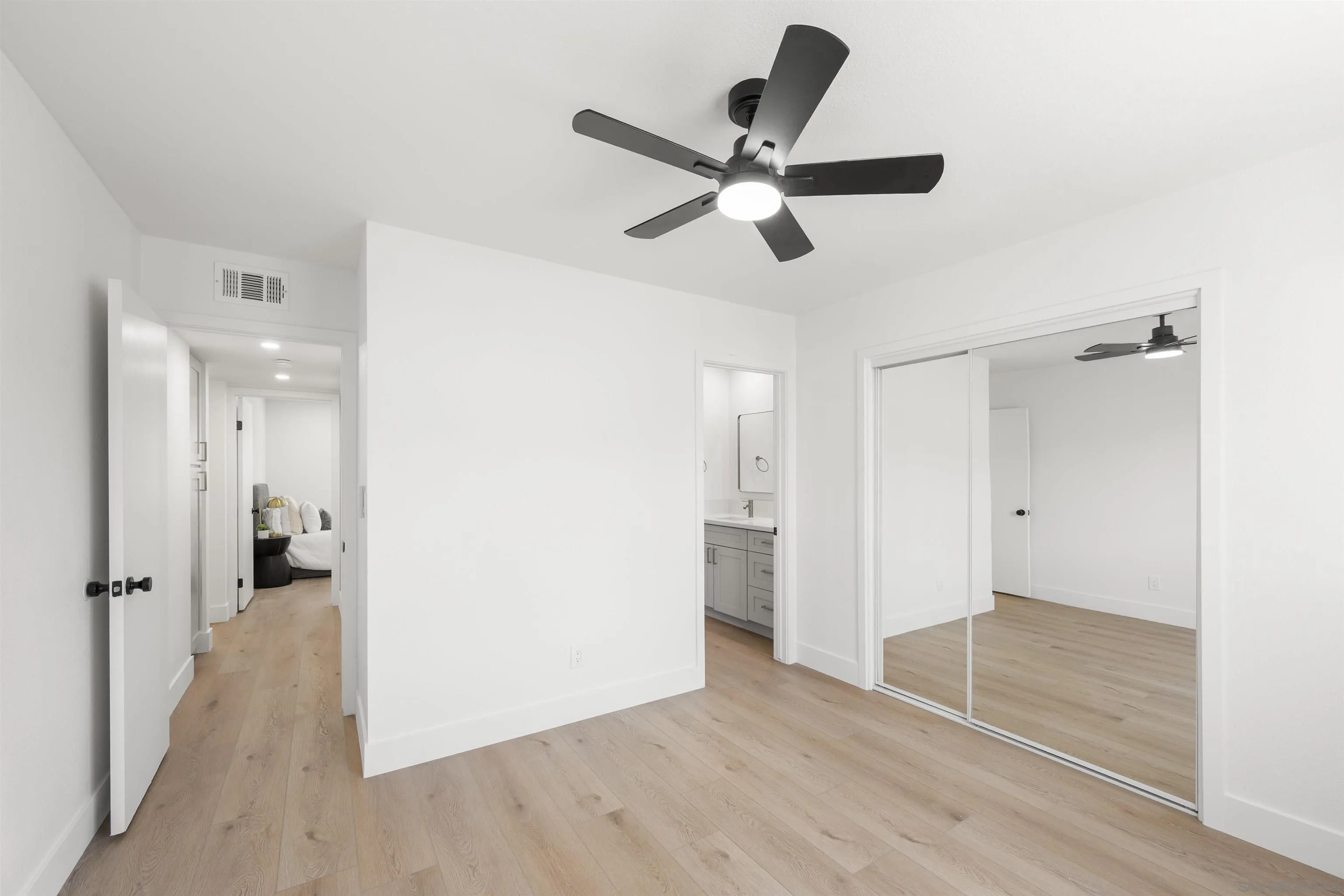Photo #25: 260013559 Listing: Photo #25