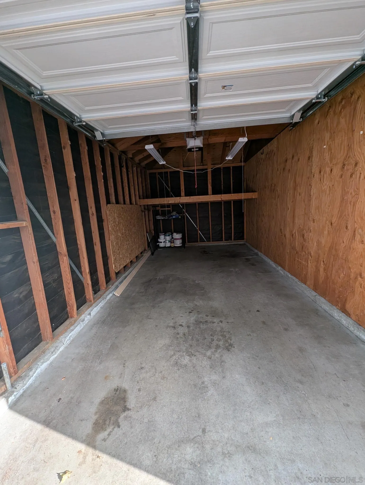 https://cdn.realtyfeed.com/cdn/127/260013563/84983bfa59353e4e8b0d45894b6acfcf.webp