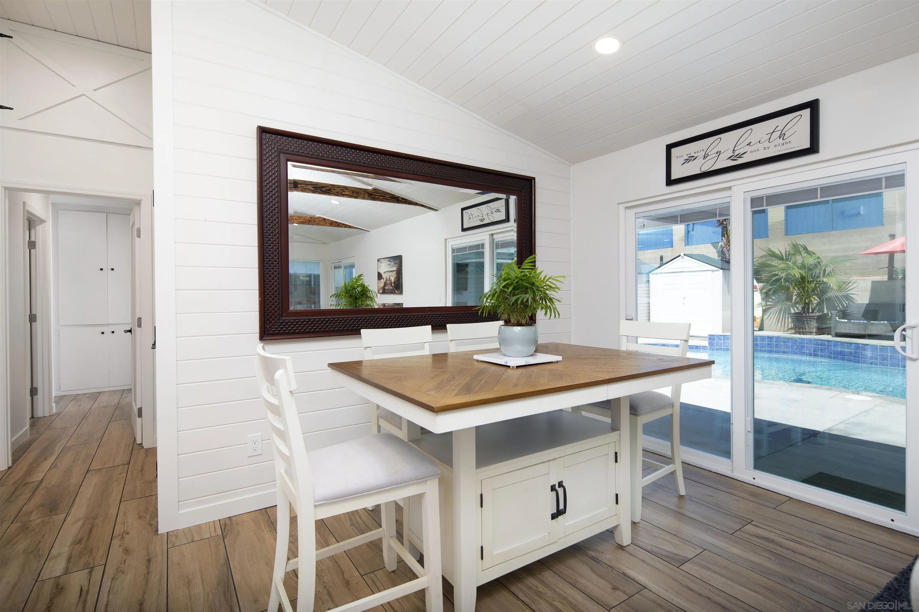 https://cdn.realtyfeed.com/cdn/127/260013564/34250080b6db6b9fa9656f6c32fa51ab.webp