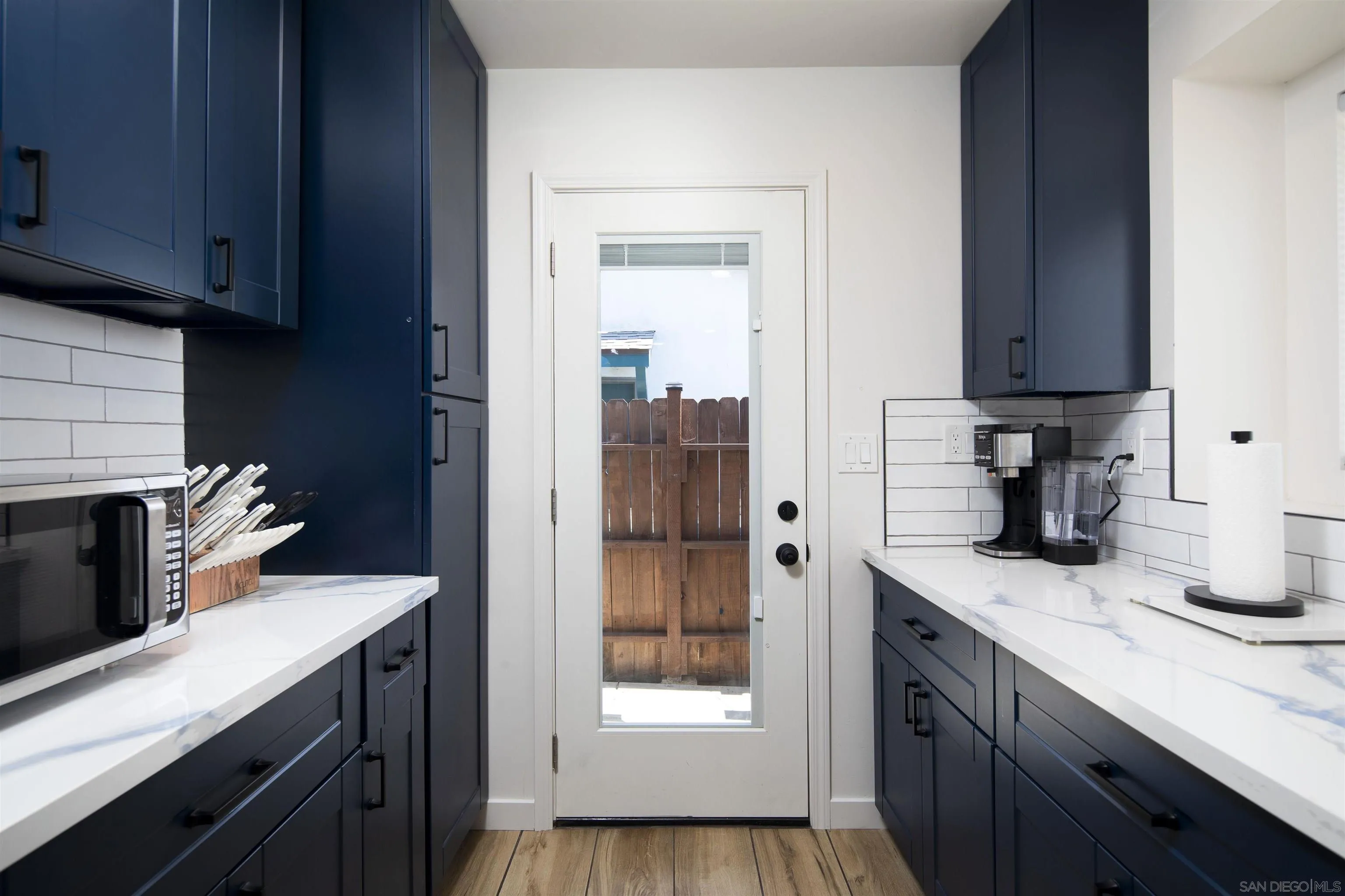 https://cdn.realtyfeed.com/cdn/127/260013564/89d330724b8b51d2363ee152661cddcc.webp