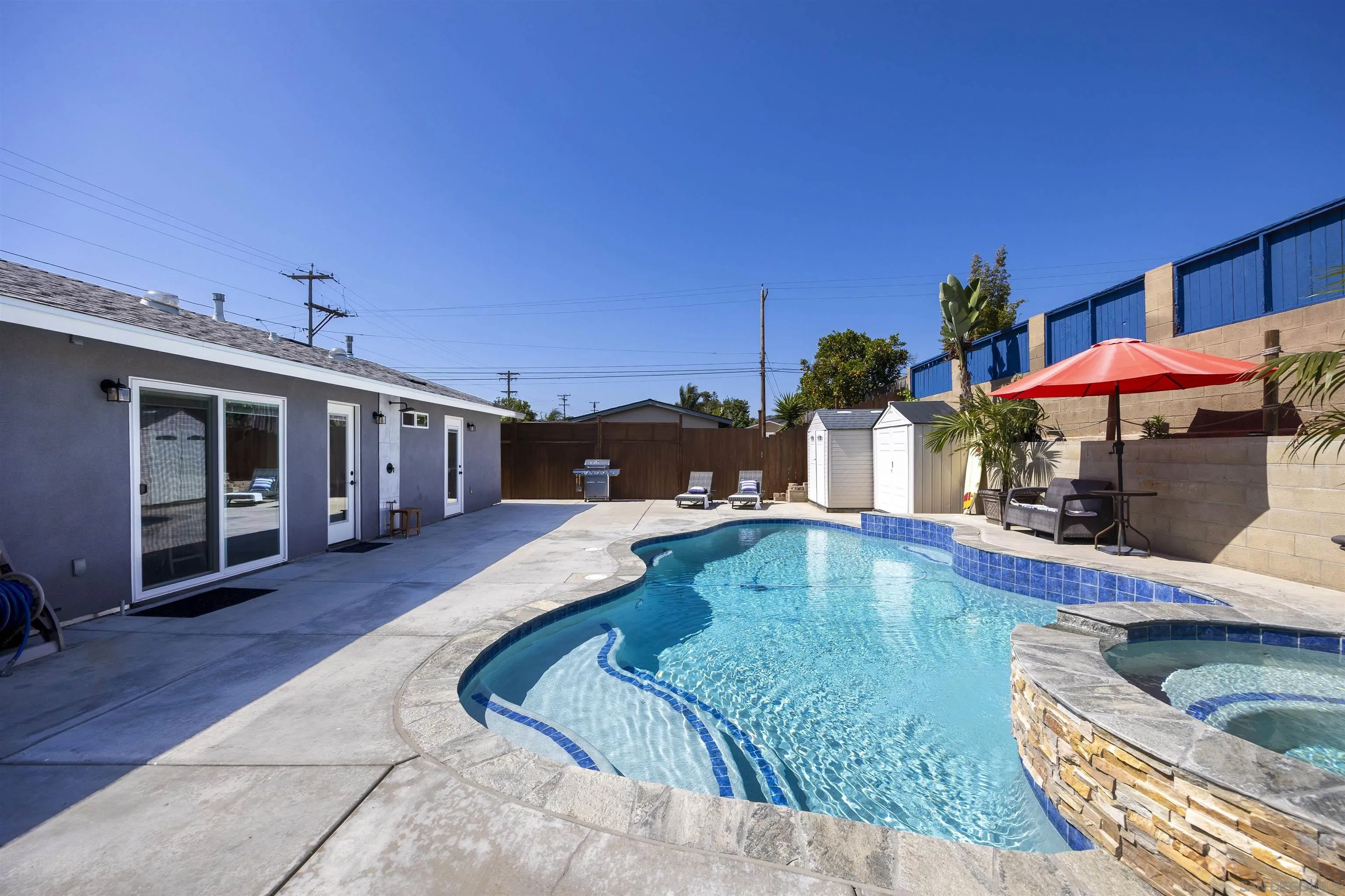 https://cdn.realtyfeed.com/cdn/127/260013564/9d8d7ba104688280771f524f7c5cb443.webp