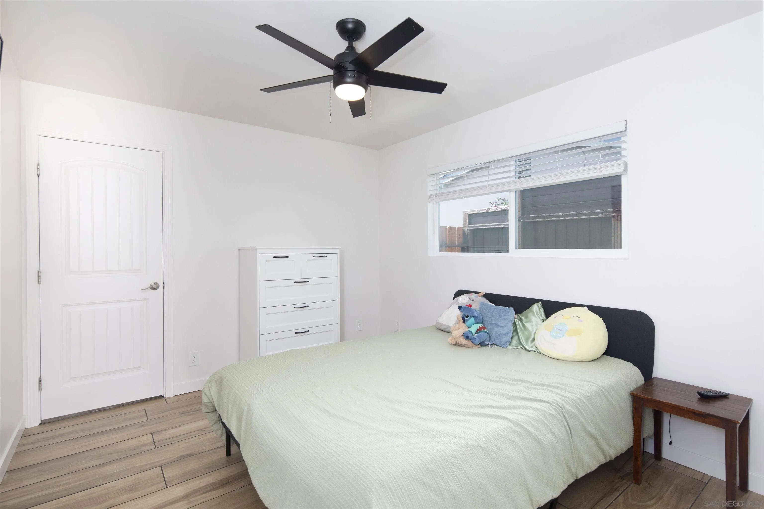 https://cdn.realtyfeed.com/cdn/127/260013564/c825088d3f2d990c0630ed4318d4badf.webp