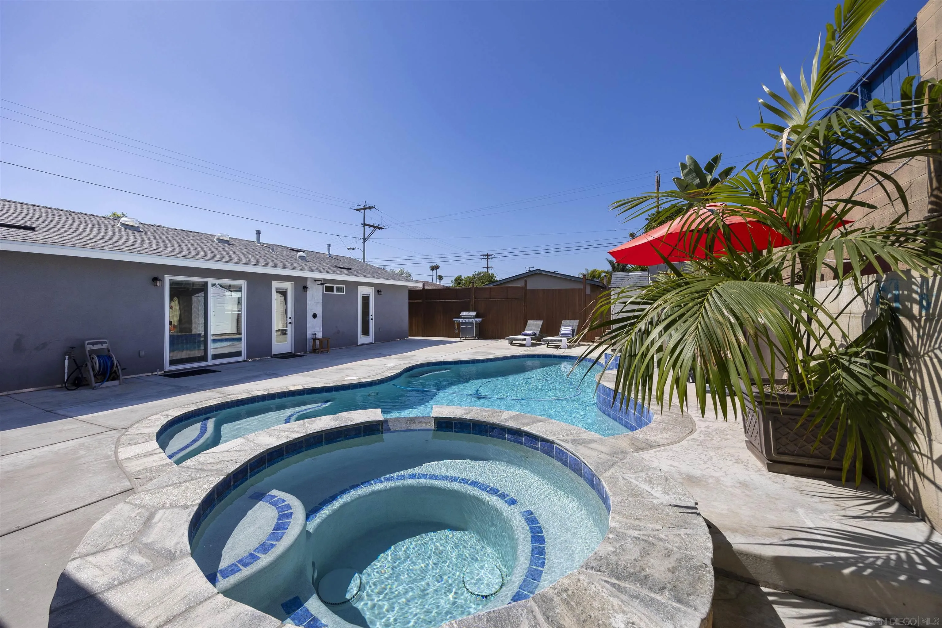 https://cdn.realtyfeed.com/cdn/127/260013564/f8453b30513925a879ea434bd18e6187.webp