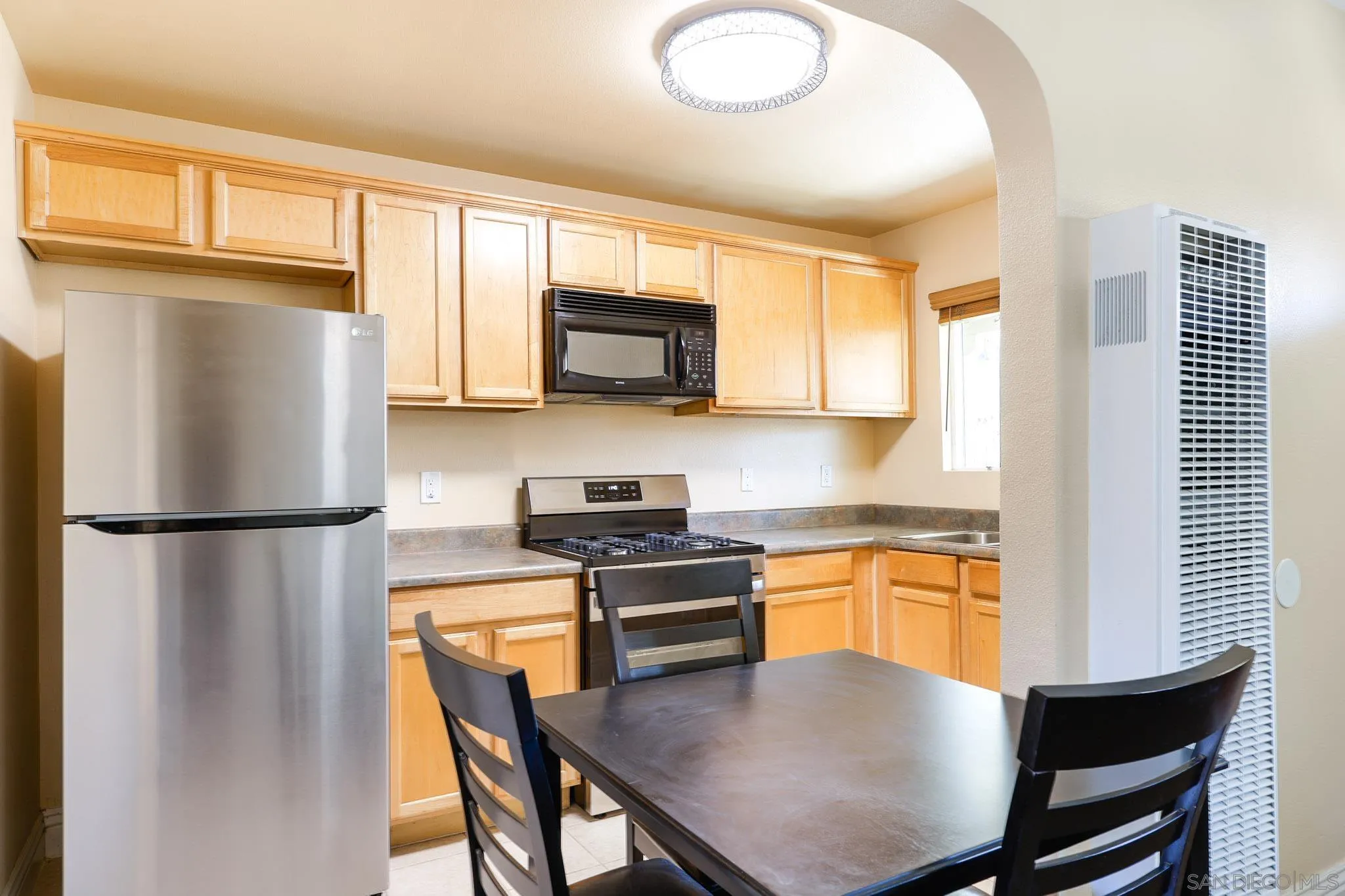 Photo #10: 260013565 Listing: Photo #10