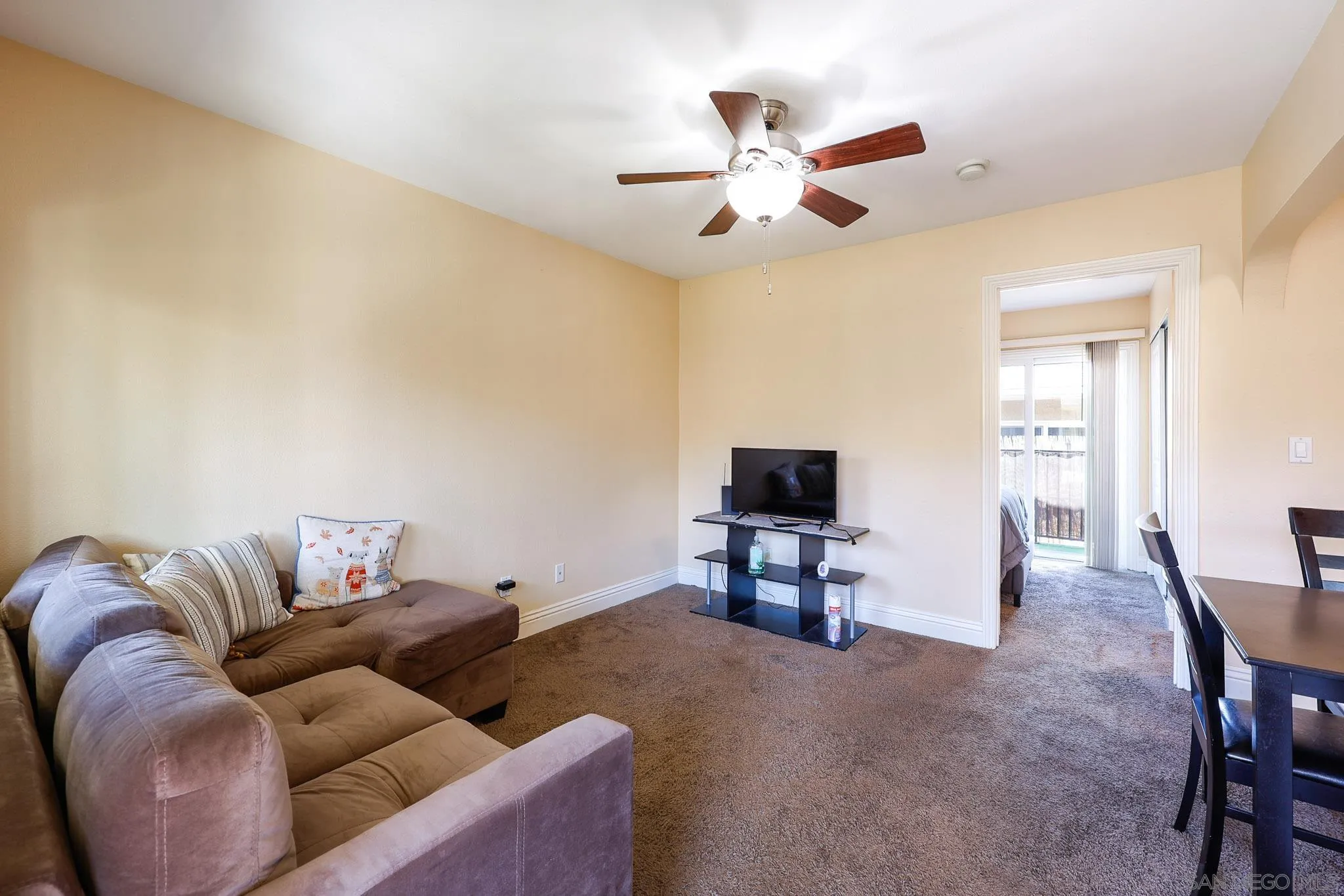 Photo #7: 260013565 Listing: Photo #7
