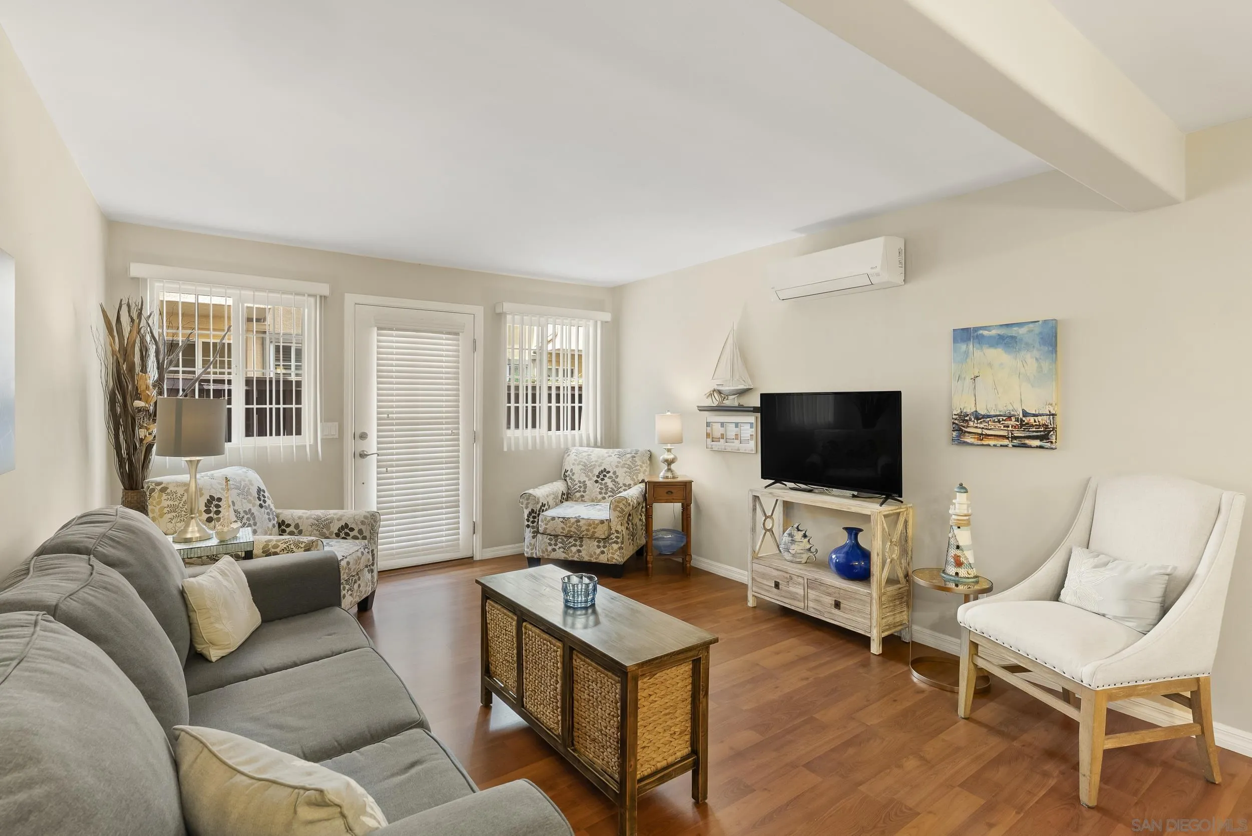 Photo #11: 260013567 Listing: Photo #11