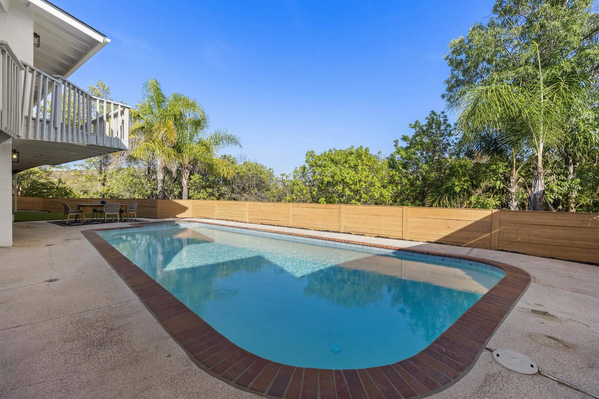 https://cdn.realtyfeed.com/cdn/127/260013568/197db8bf12ca76865e3bac5dc4e3f314.webp