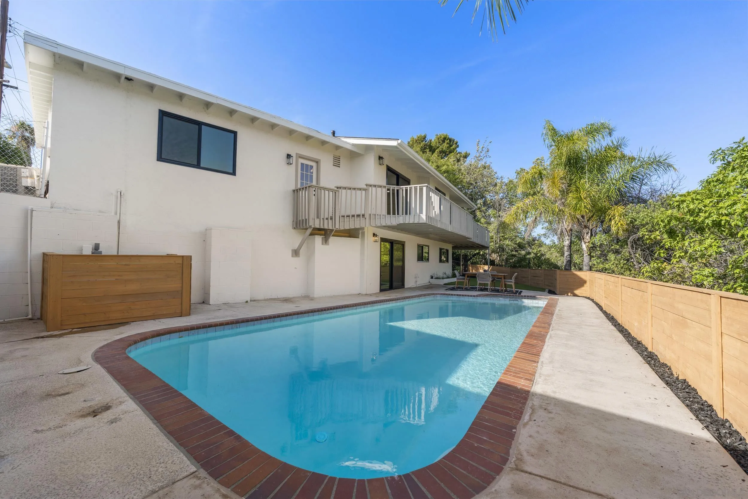 https://cdn.realtyfeed.com/cdn/127/260013568/3afc7a95f887d5254403fe2796c8f0b8.webp