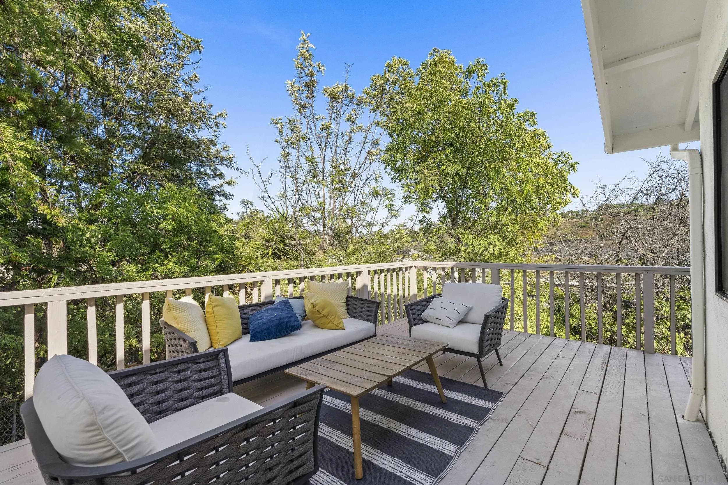 https://cdn.realtyfeed.com/cdn/127/260013568/b4c57733251ed5cf51f56627bcba6d0f.webp