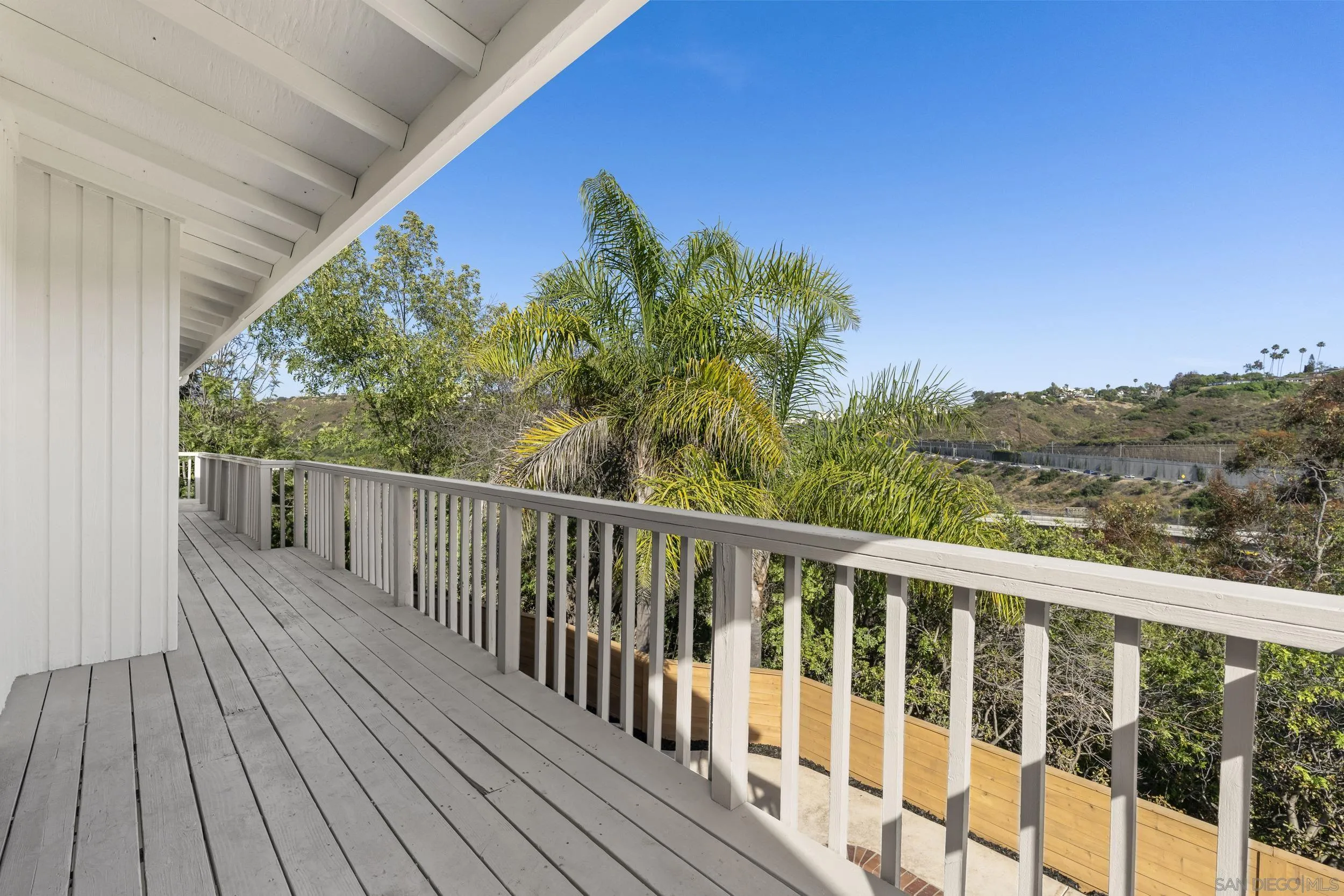 https://cdn.realtyfeed.com/cdn/127/260013568/c81589496fba8d58693bc2bdc2e81deb.webp