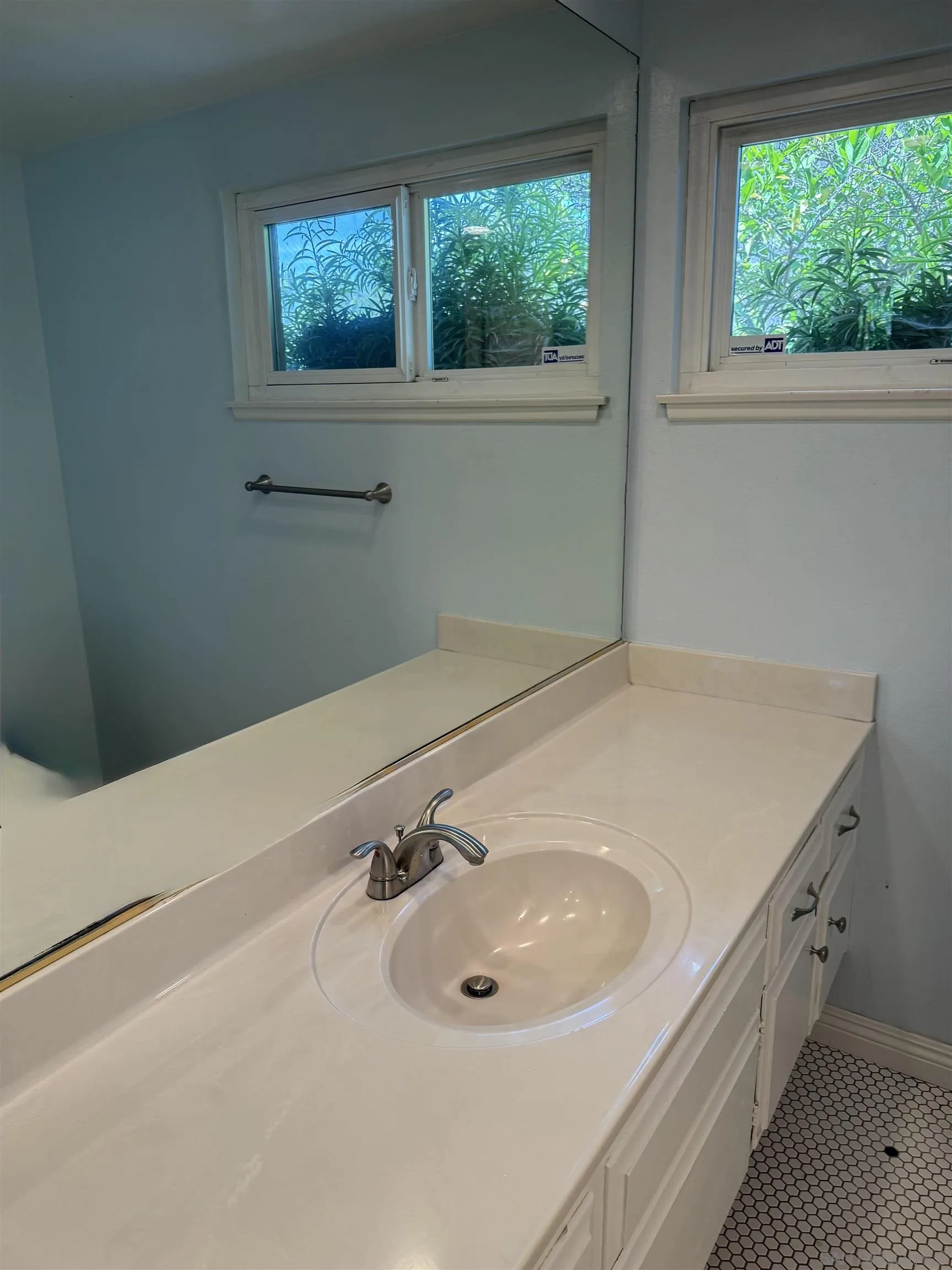 https://cdn.realtyfeed.com/cdn/127/260013569/0e4fe4f762d633a570a730c8df25dbf4.webp