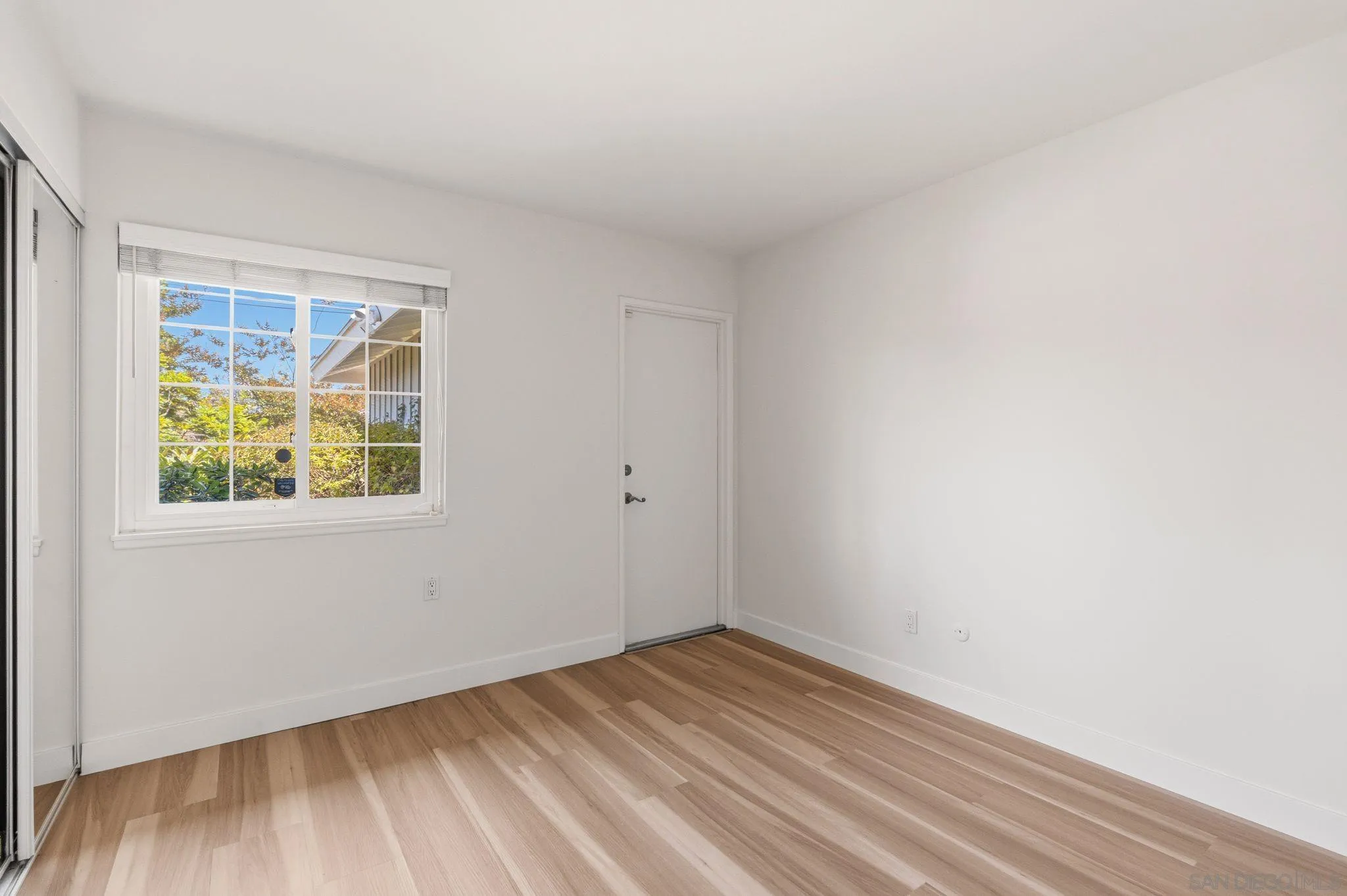 https://cdn.realtyfeed.com/cdn/127/260013571/43c68888e6605d64a30c2fc1aaaffe47.webp