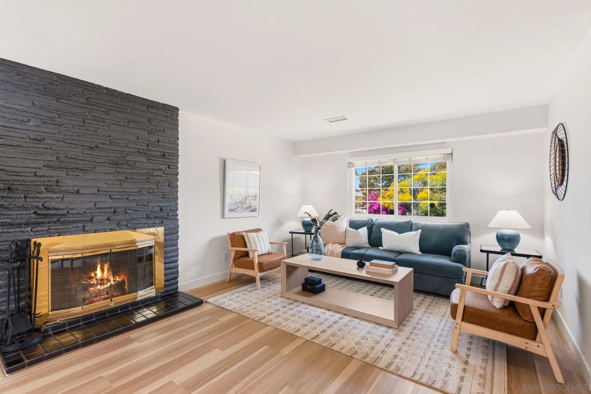 https://cdn.realtyfeed.com/cdn/127/260013571/fa4dad46c4e501dc8b9cf76ddf688e4c.webp