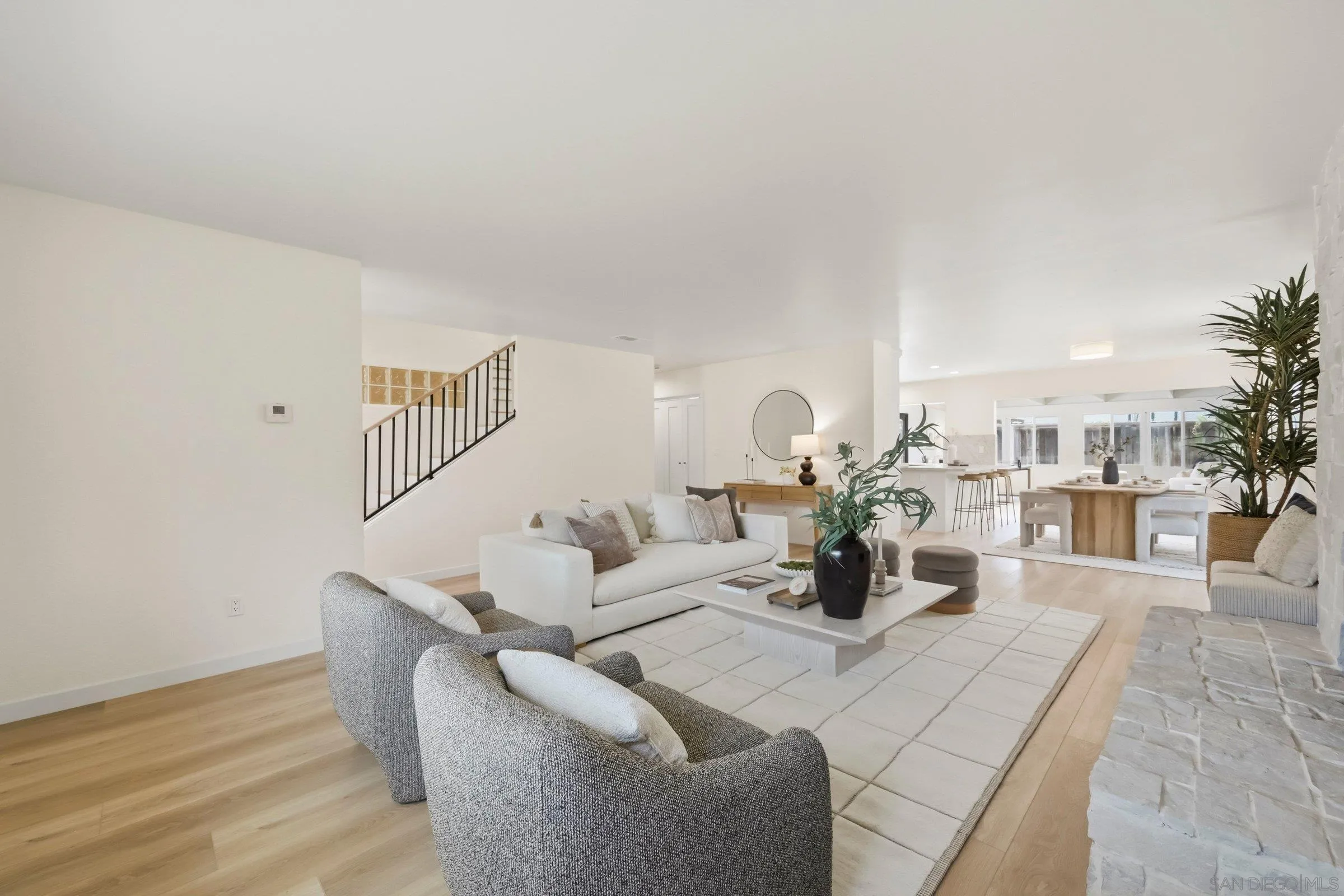https://cdn.realtyfeed.com/cdn/127/260013572/51259807df03441a0f87df5acd115b27.webp