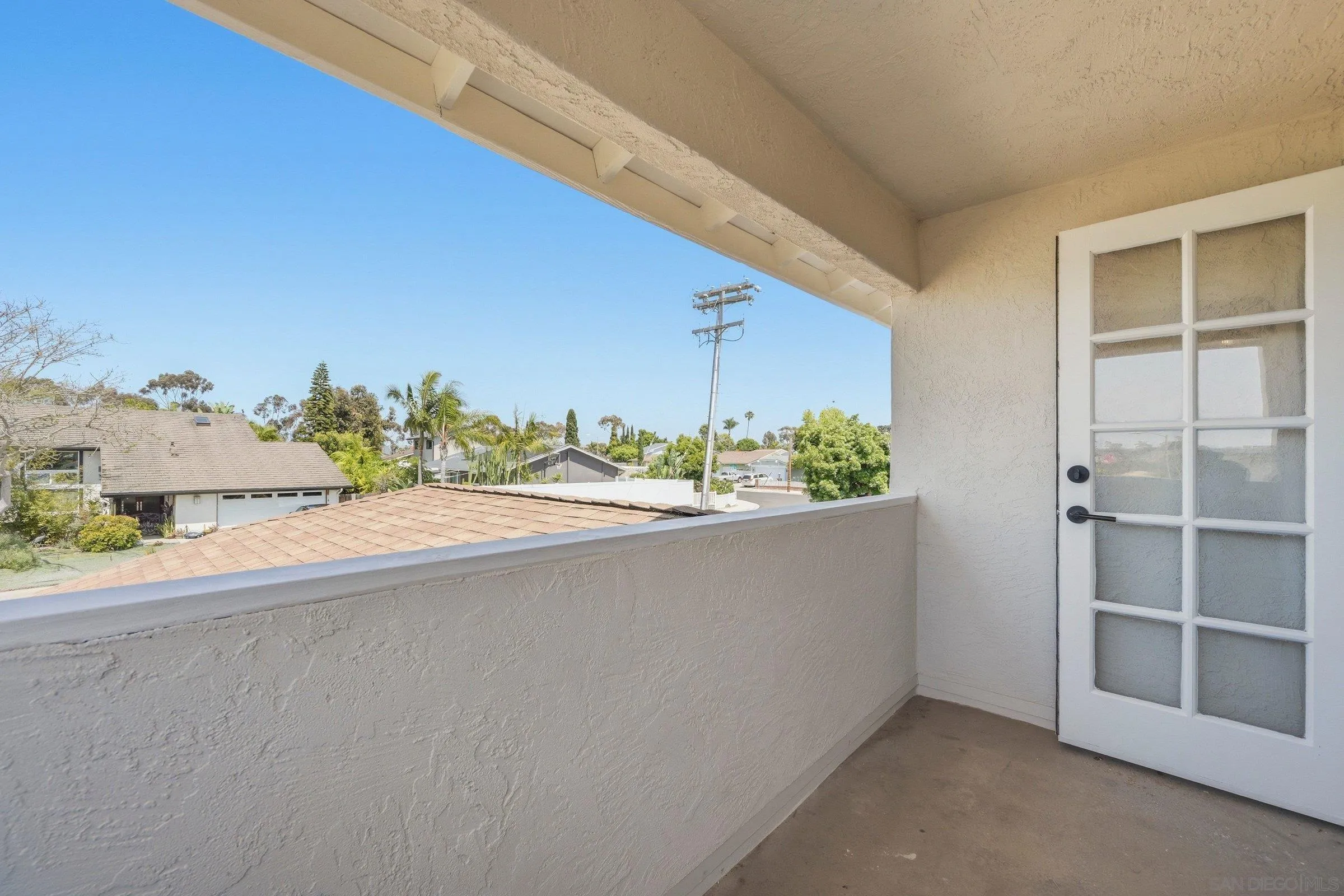 https://cdn.realtyfeed.com/cdn/127/260013572/60abd54bc28f1a090d17579a1a38674d.webp