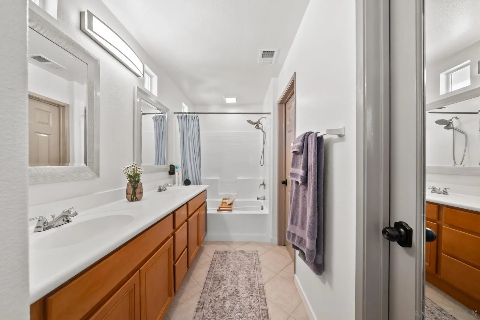 Photo #12: 260013574 Listing: Photo #12