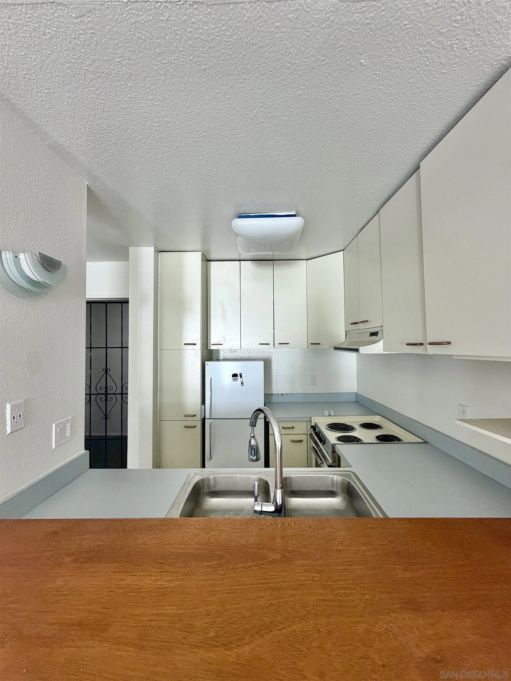 Photo #21: 260013575 Listing: Photo #21