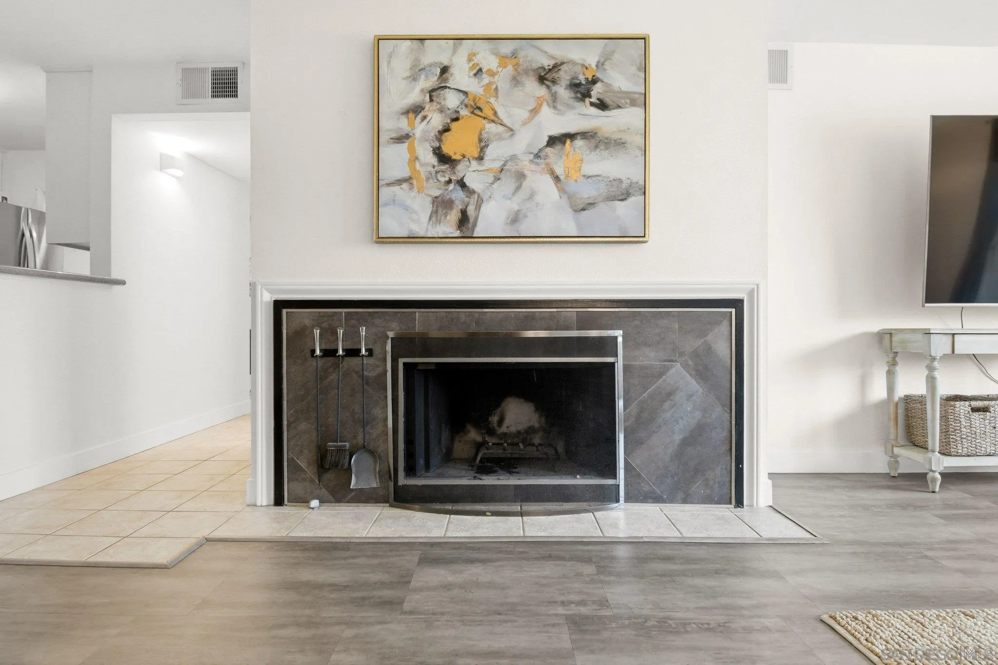 https://cdn.realtyfeed.com/cdn/127/260013576/4e0ef4004d17336b1131ad3c0ec61b9c.webp