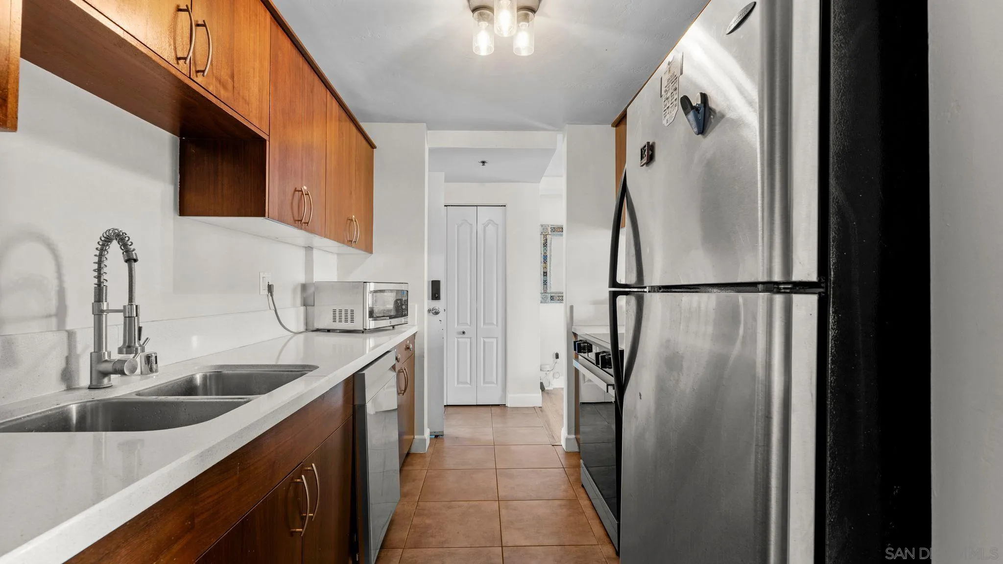 Photo #5: 260013584 Listing: Photo #5