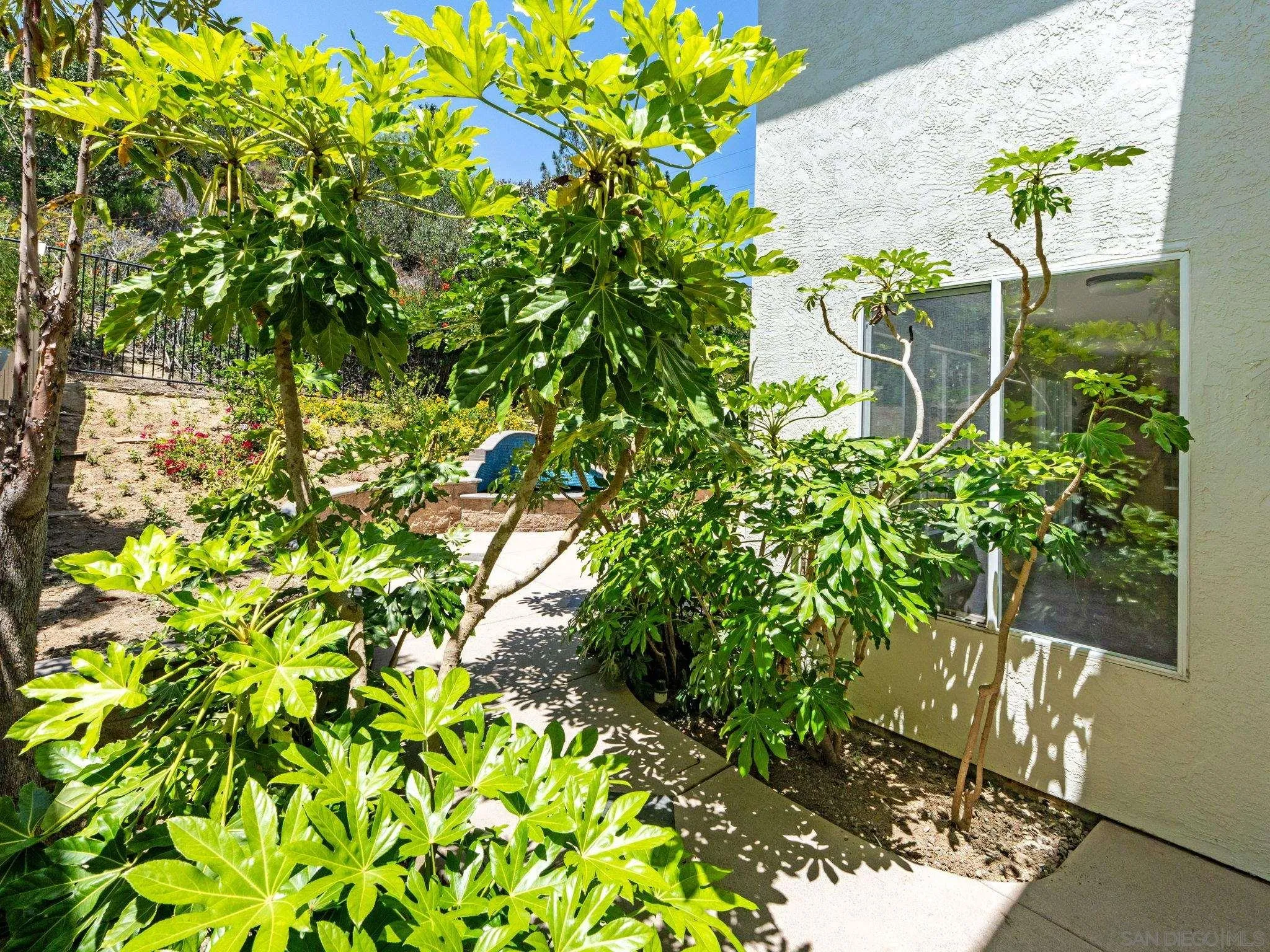 https://cdn.realtyfeed.com/cdn/127/260013585/09cc9d5bbf8bf0468f98450f61dfbece.webp