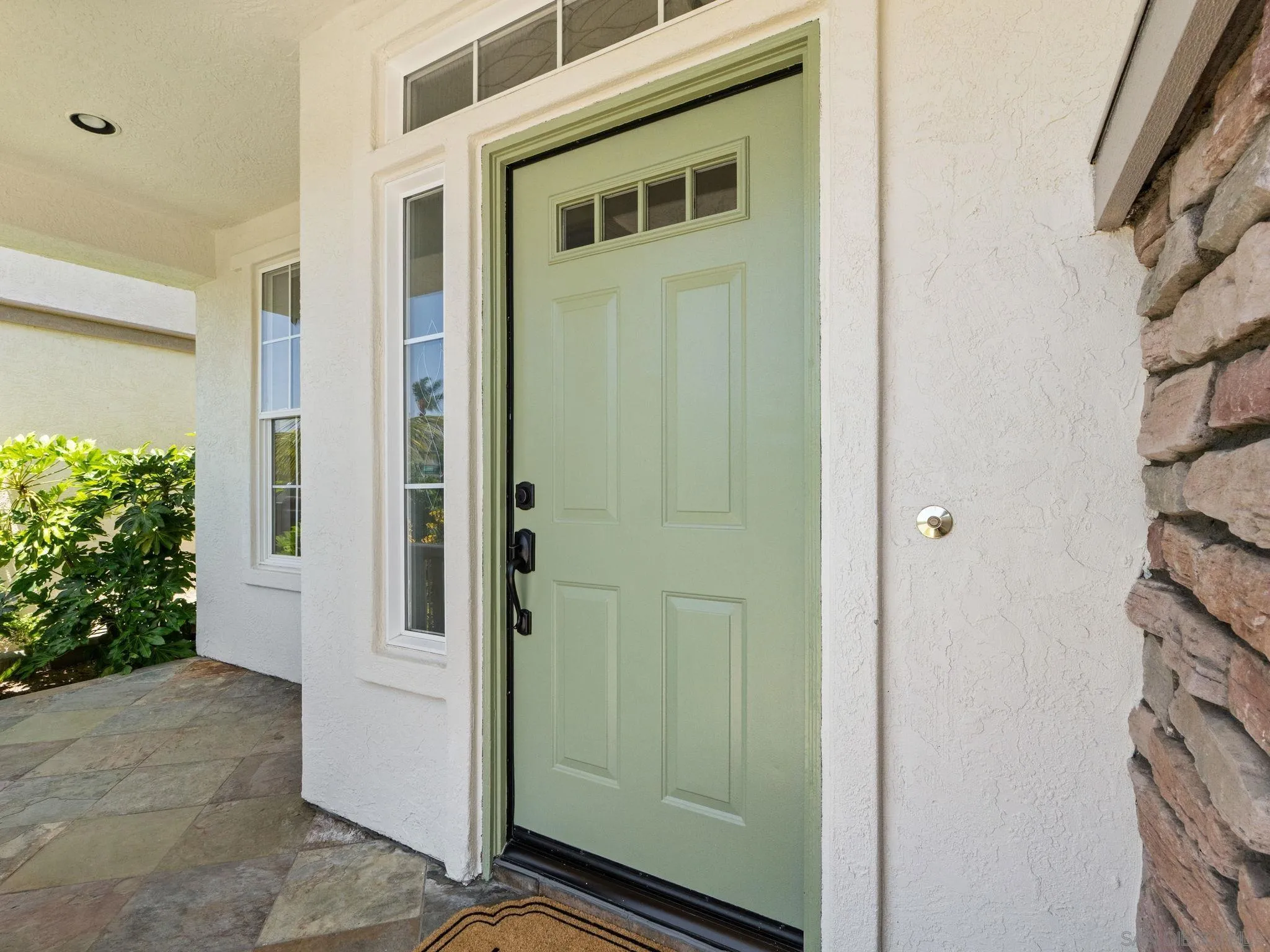 https://cdn.realtyfeed.com/cdn/127/260013585/25526d72ad4d00658207e73134cf0a44.webp
