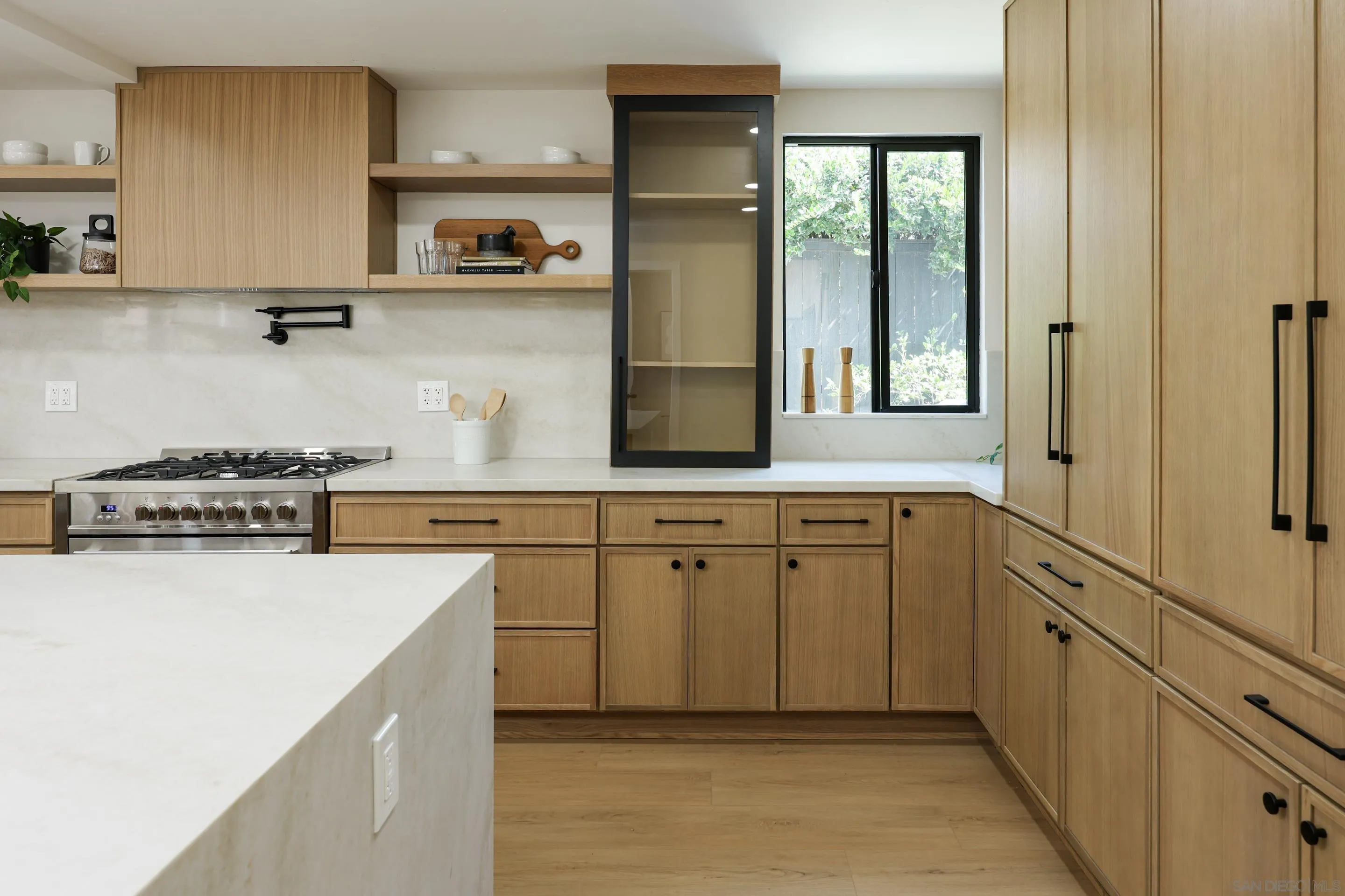 https://cdn.realtyfeed.com/cdn/127/260013586/20ac1fe400d01c77c05154071b1e53c9.webp
