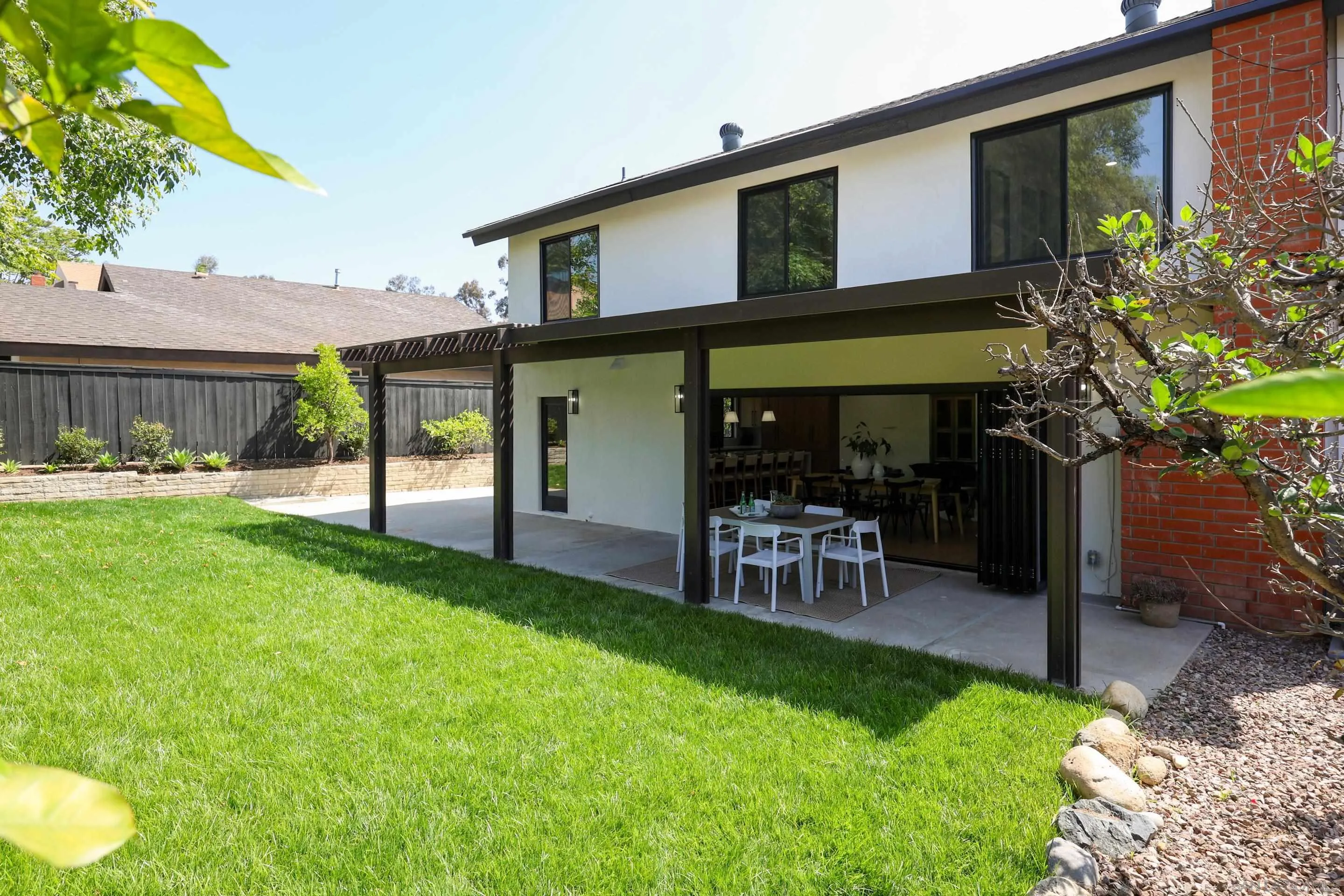 https://cdn.realtyfeed.com/cdn/127/260013586/4bc7ef6c4325e04185f75b2593e8241a.webp