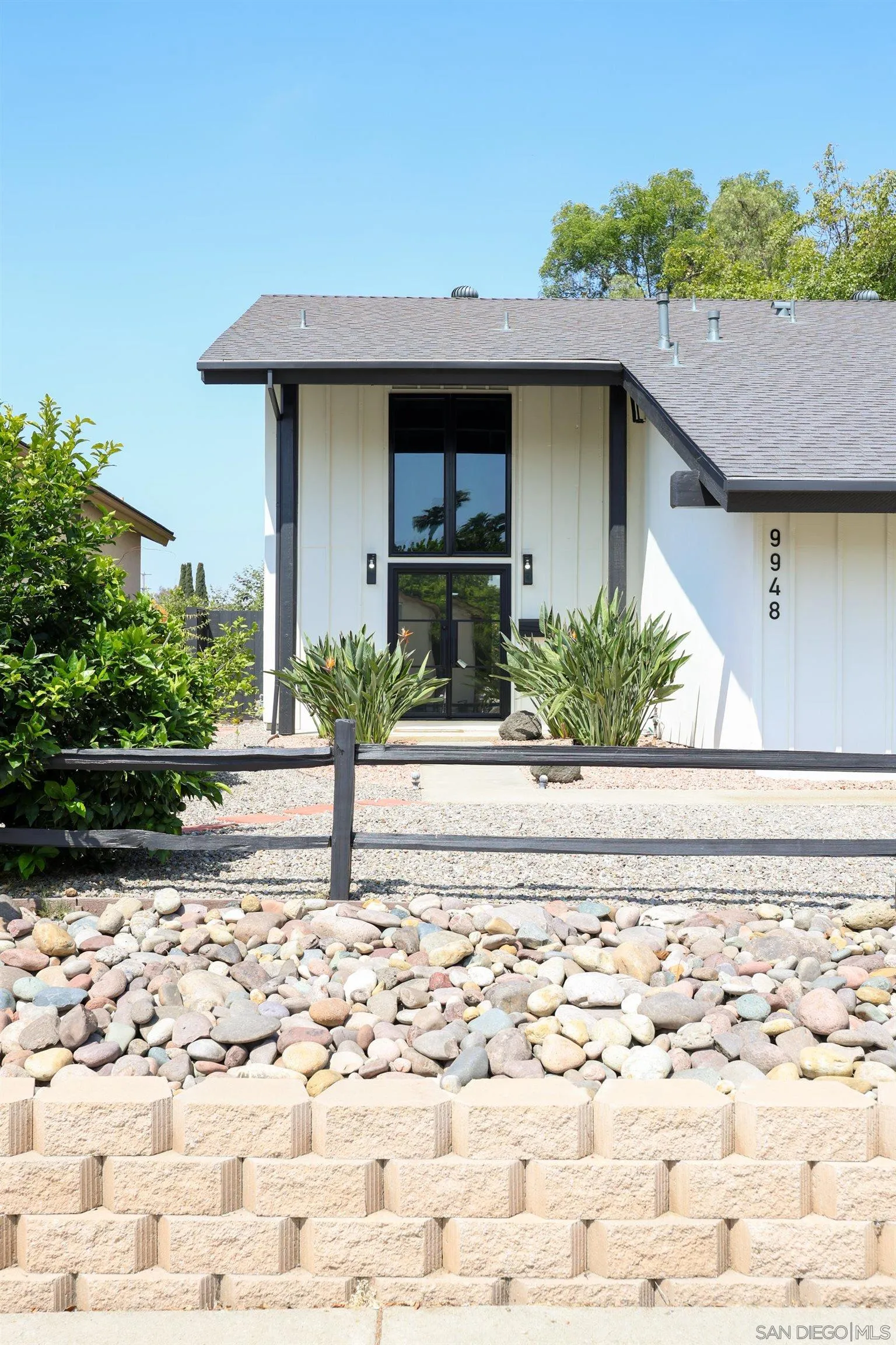 https://cdn.realtyfeed.com/cdn/127/260013586/64c36939f8d355a82e37c8ab1fa8f197.webp