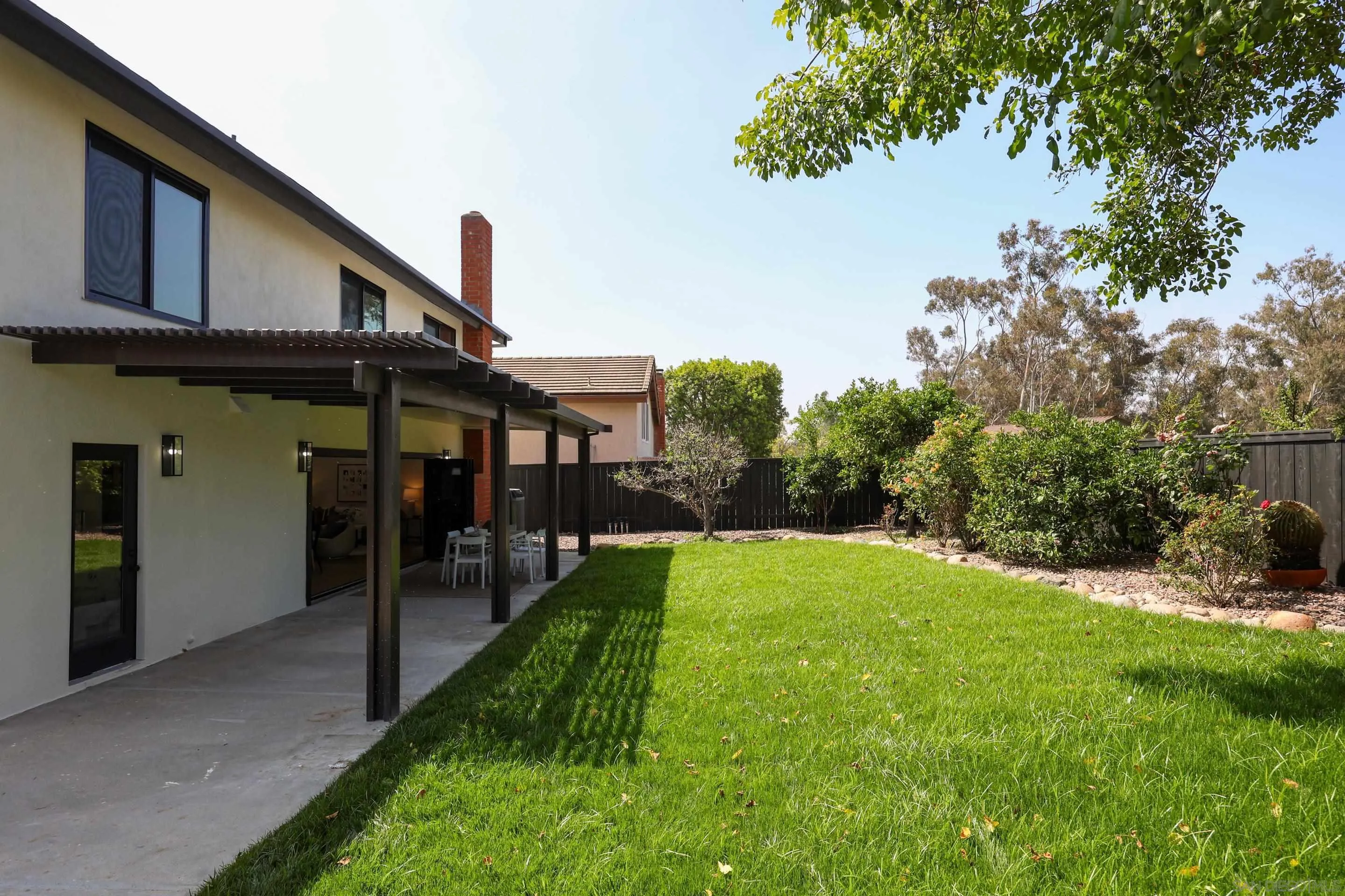 https://cdn.realtyfeed.com/cdn/127/260013586/ebb82dc14a480d5e770a1c3749af3e36.webp