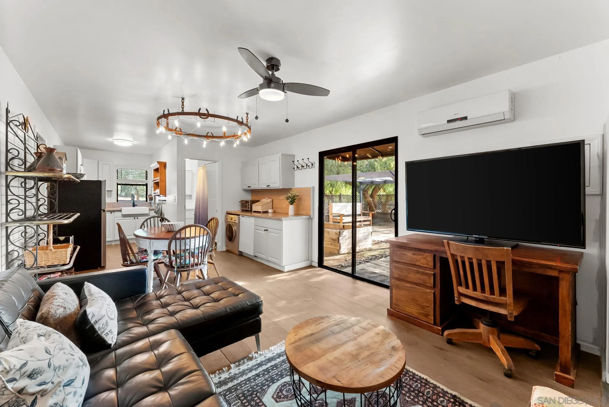 https://cdn.realtyfeed.com/cdn/127/260013587/05d00e5ef7ed73f4f0cbd75681b9a64e.webp